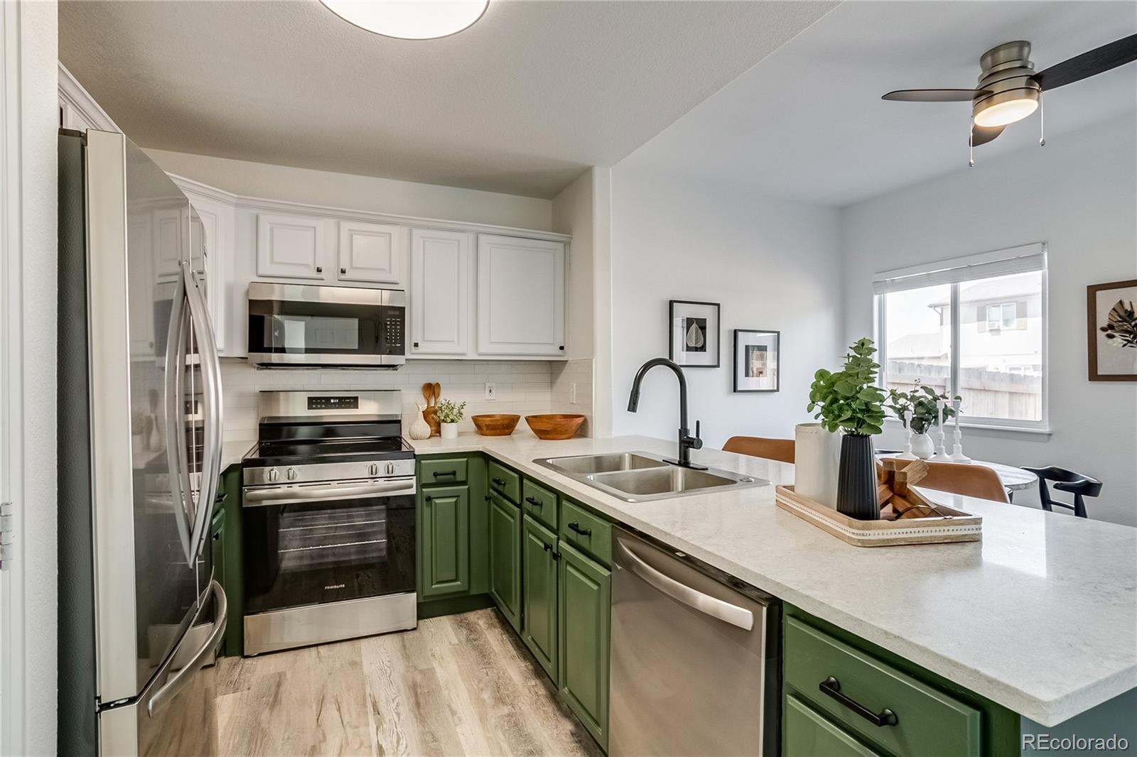 MLS Image #5 for 2642  devonshire court,denver, Colorado