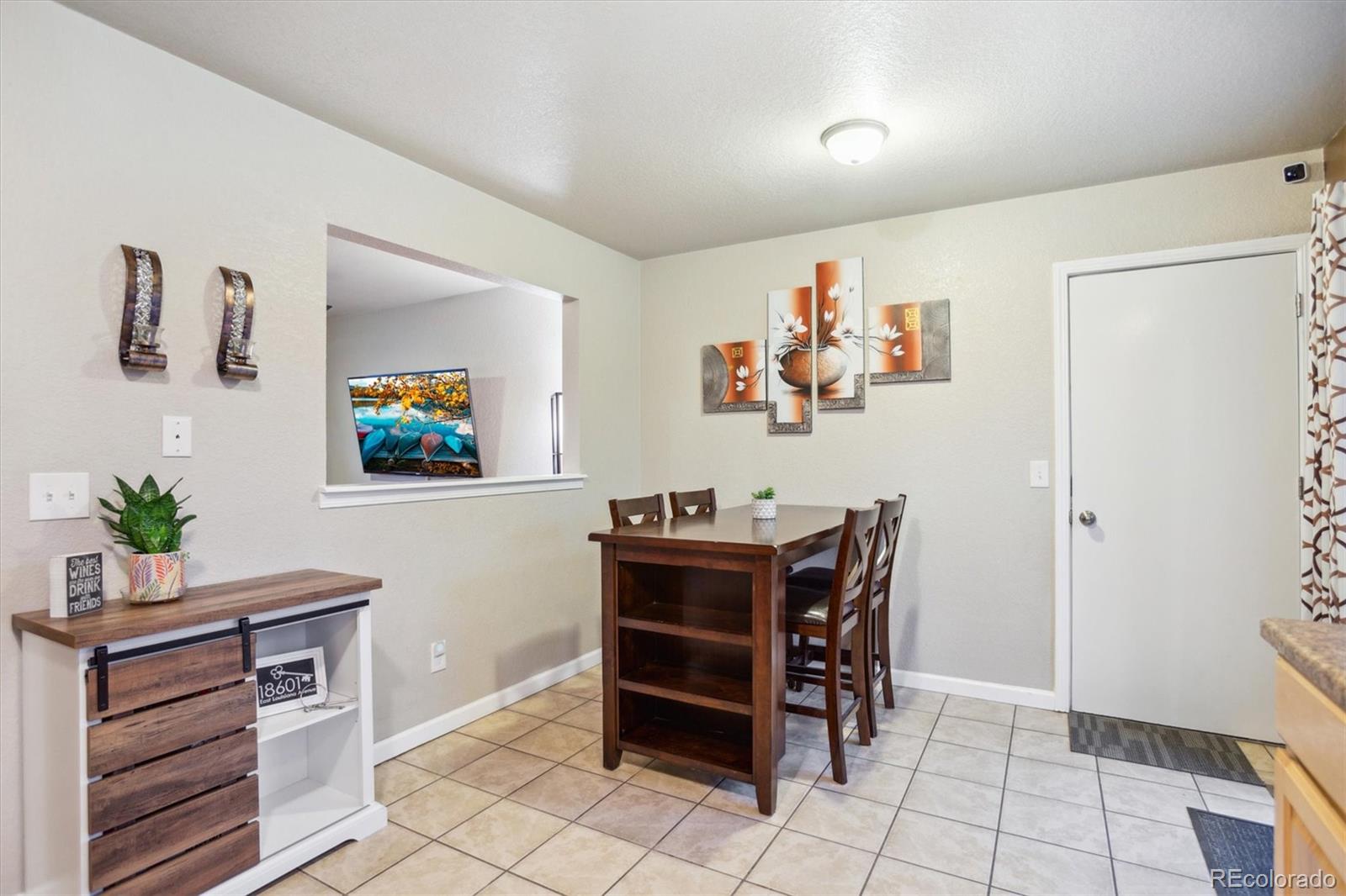 MLS Image #10 for 18601 e louisiana avenue,aurora, Colorado