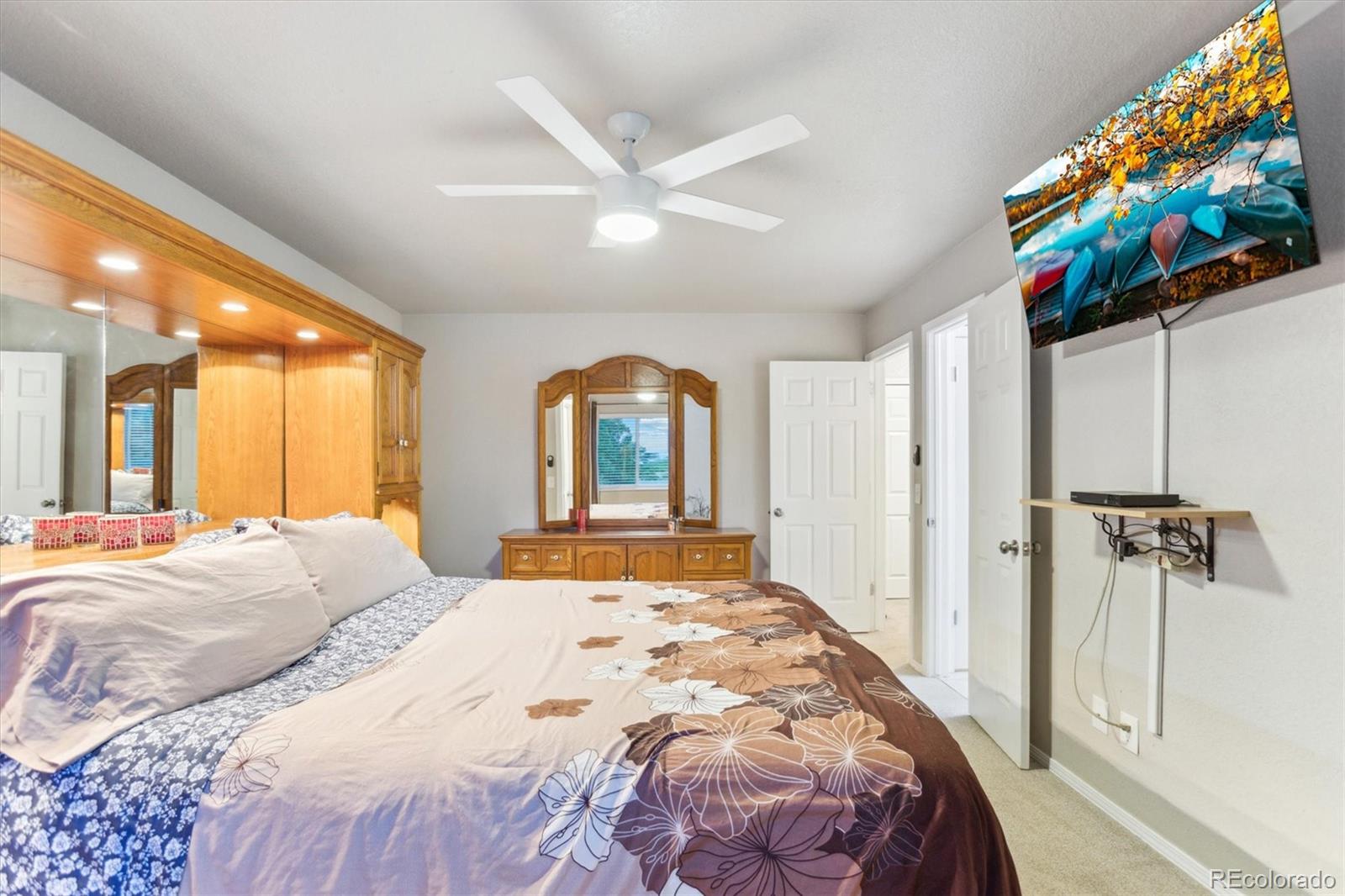 MLS Image #18 for 18601 e louisiana avenue,aurora, Colorado