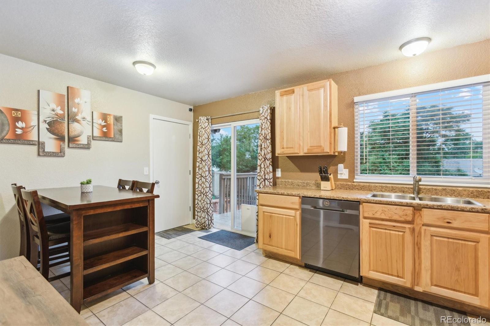 MLS Image #9 for 18601 e louisiana avenue,aurora, Colorado