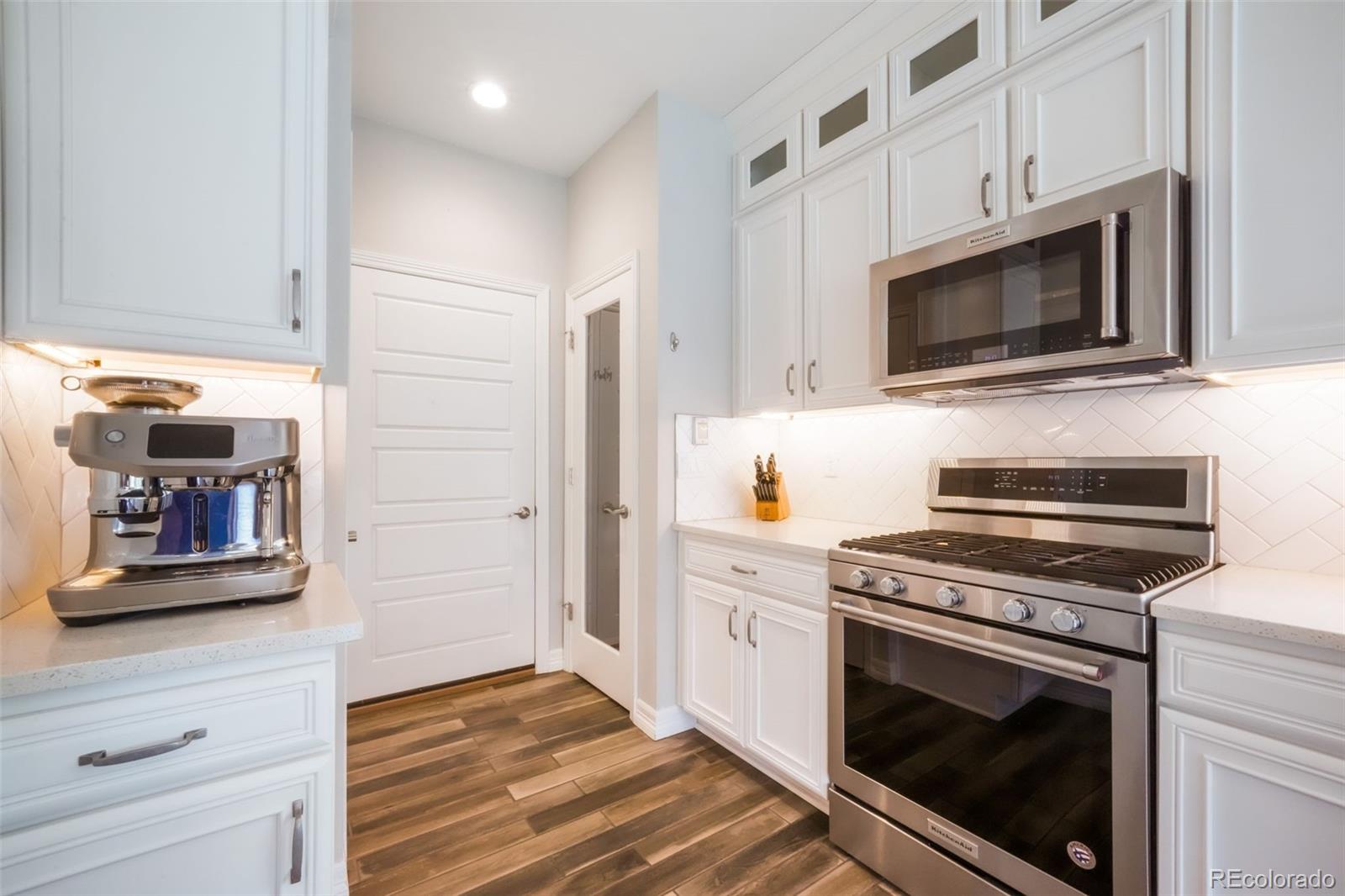 MLS Image #20 for 6851  backcountry loop,colorado springs, Colorado
