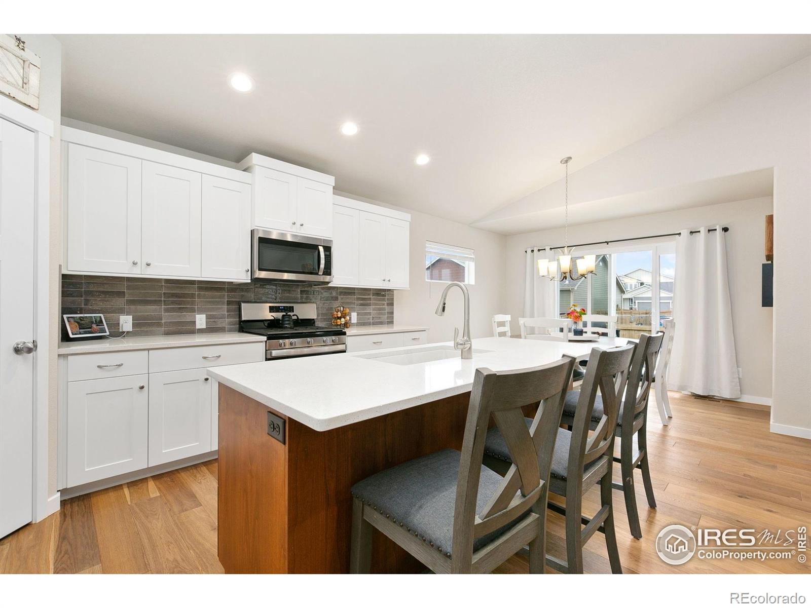 MLS Image #3 for 7025  meadow rain way,wellington, Colorado