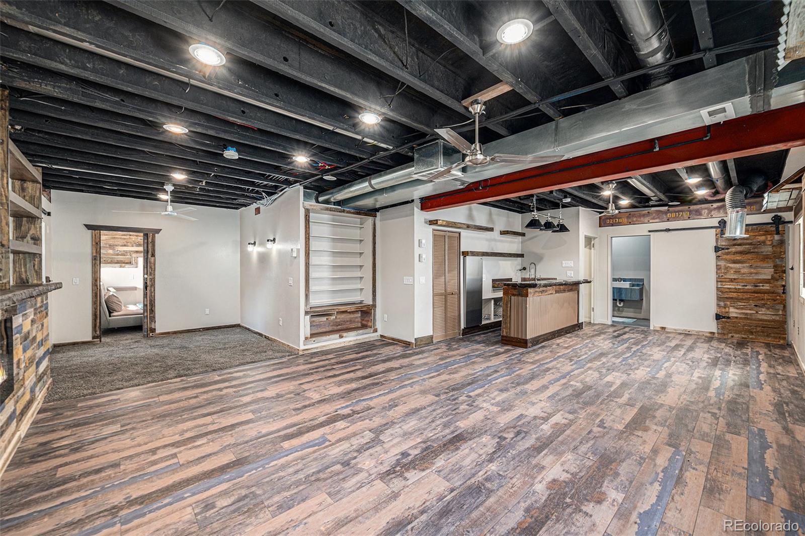 MLS Image #4 for 6147 n flanders street,aurora, Colorado