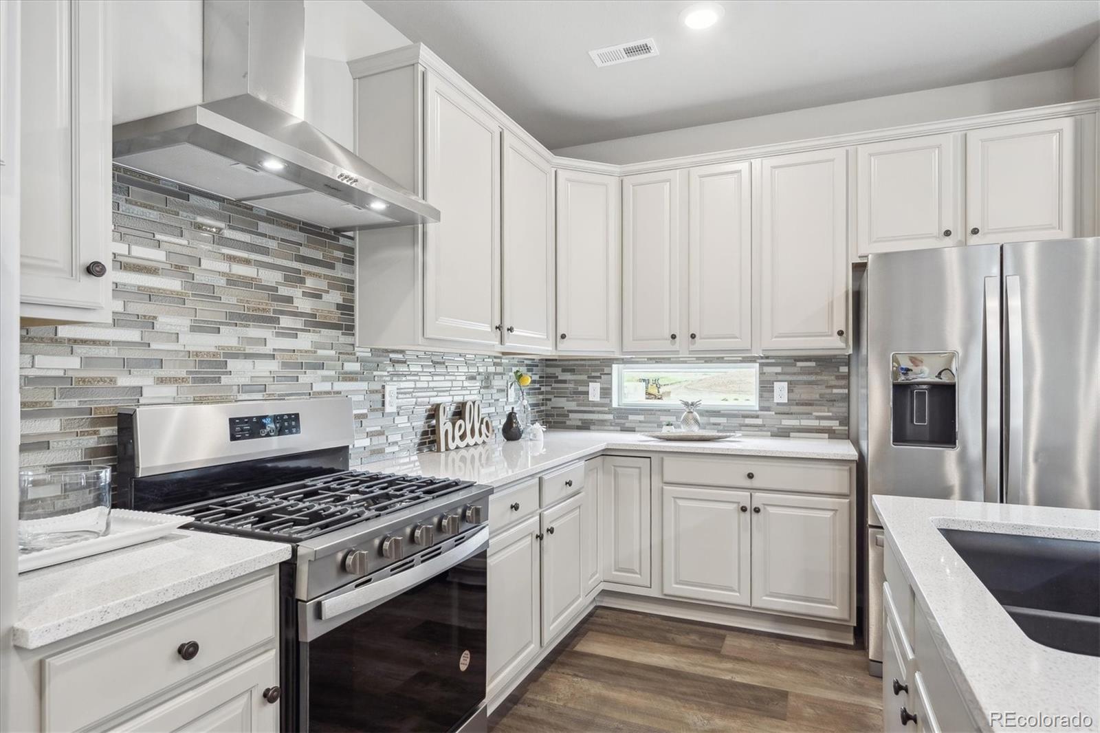 MLS Image #11 for 5142 n quemoy court,aurora, Colorado
