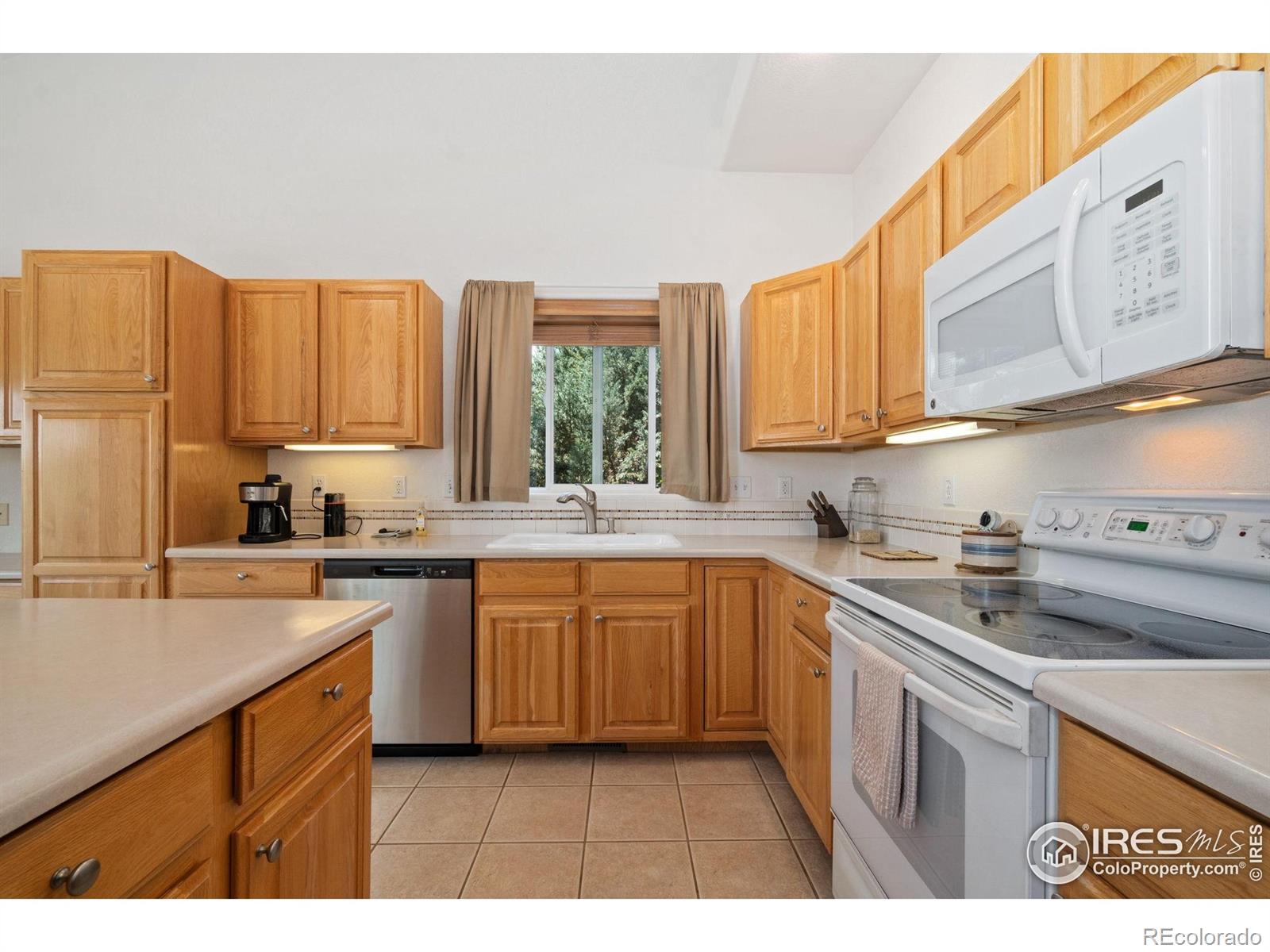 MLS Image #14 for 140  camino real ,fort collins, Colorado