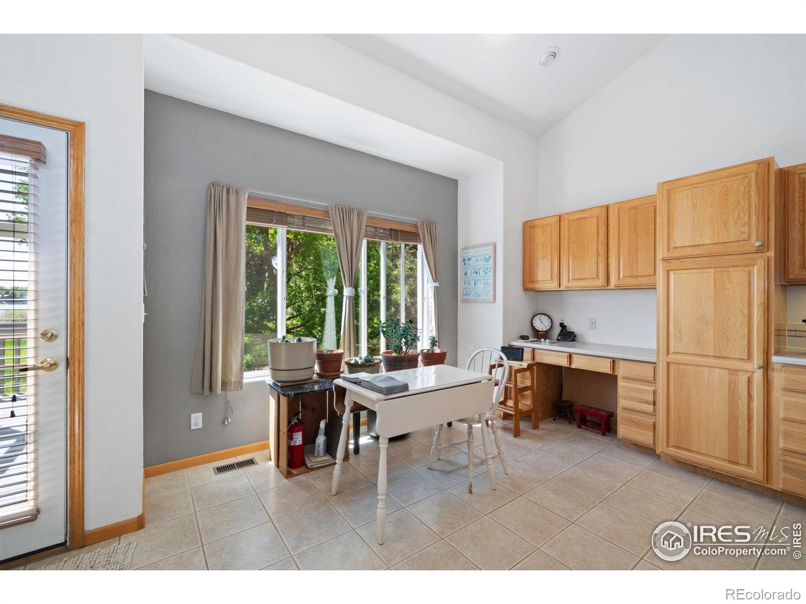 MLS Image #16 for 140  camino real ,fort collins, Colorado