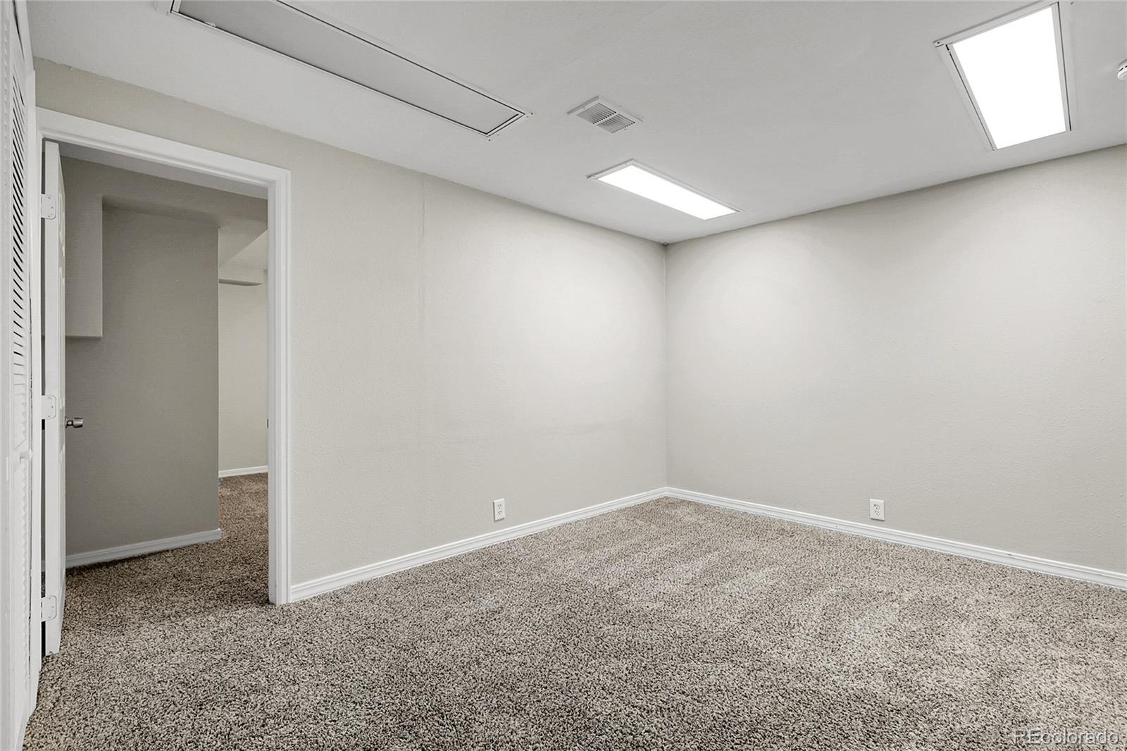 MLS Image #23 for 797 w briarwood avenue,littleton, Colorado