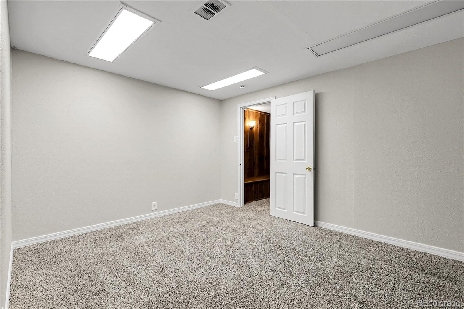 MLS Image #26 for 797 w briarwood avenue,littleton, Colorado