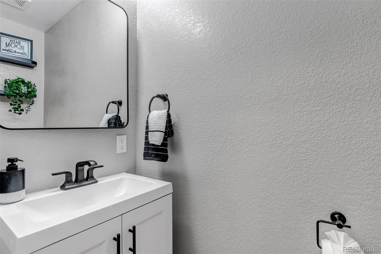 MLS Image #16 for 4013 s carson street,aurora, Colorado