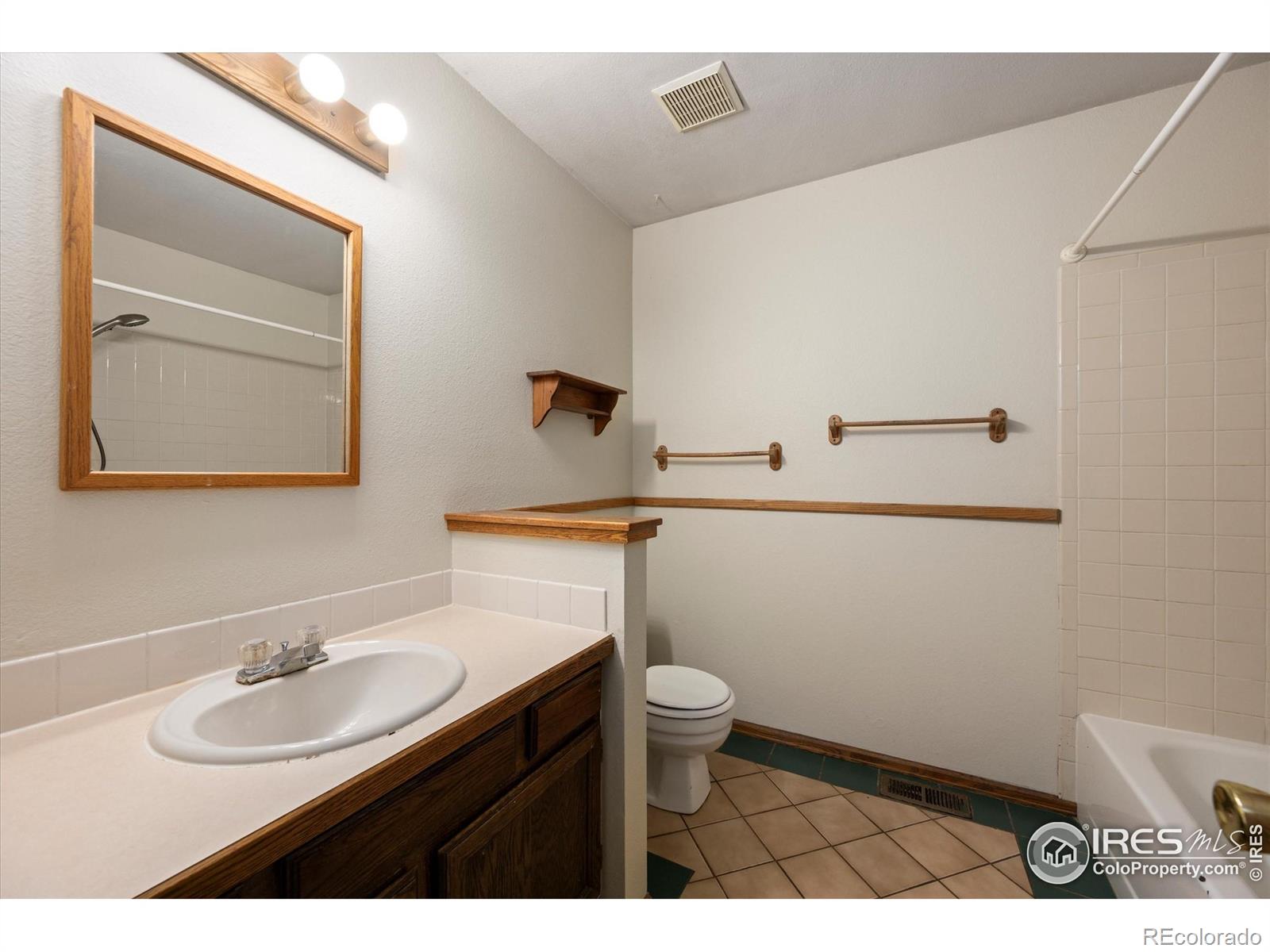 MLS Image #16 for 1955  buena vista place,loveland, Colorado