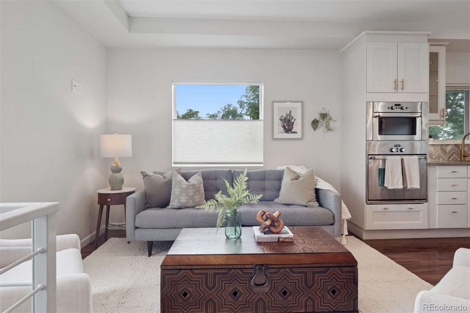 MLS Image #11 for 2945 e 26th avenue parkway,denver, Colorado