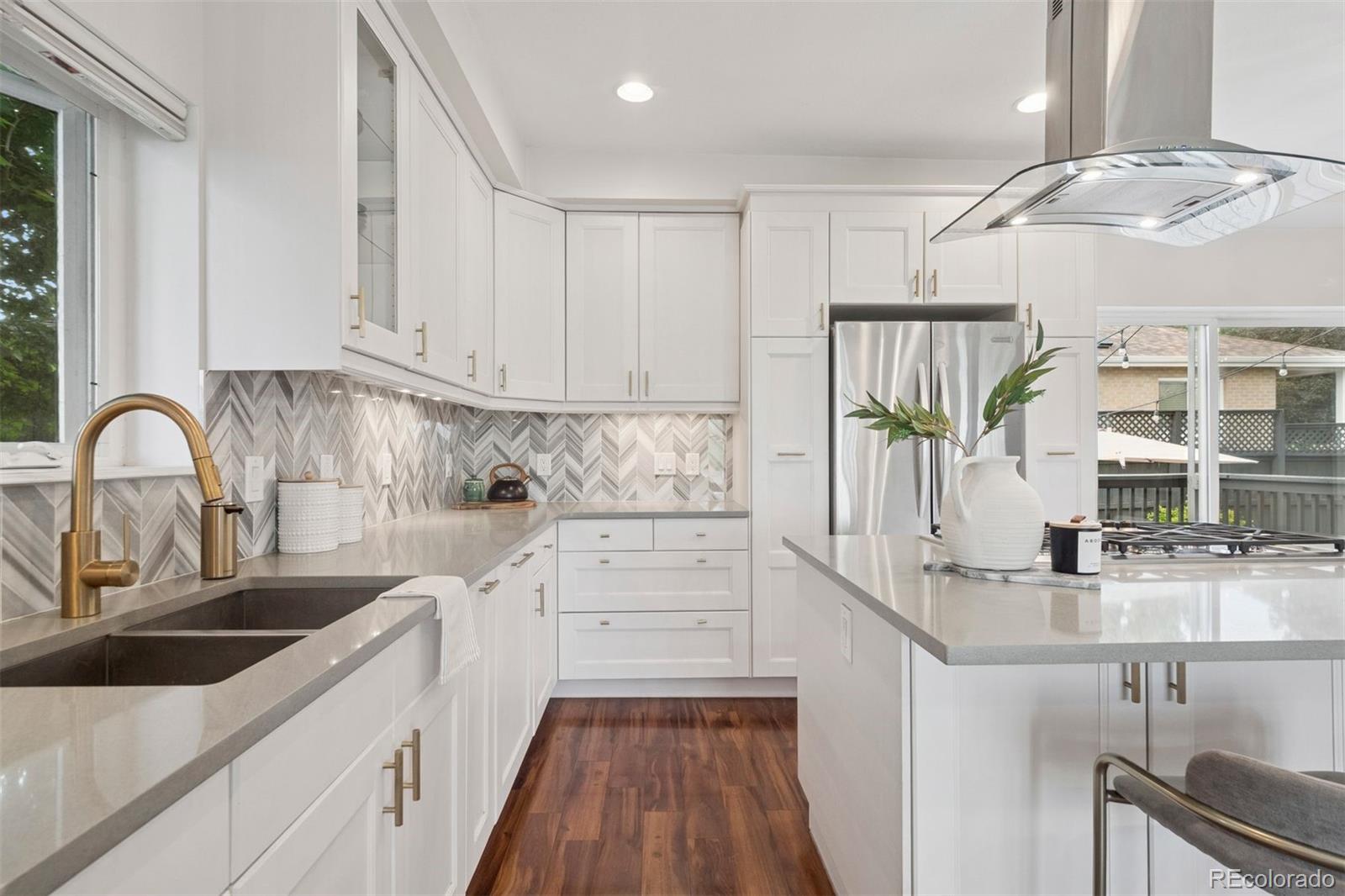 MLS Image #12 for 2945 e 26th avenue parkway,denver, Colorado