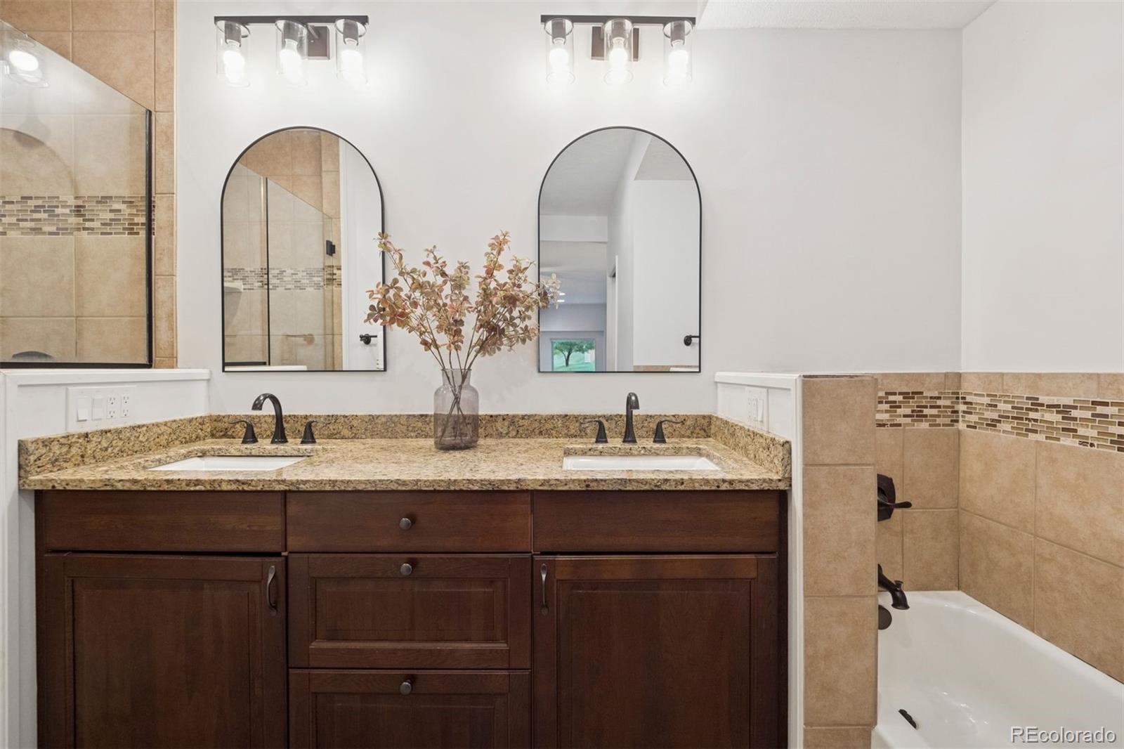 MLS Image #23 for 2945 e 26th avenue parkway,denver, Colorado