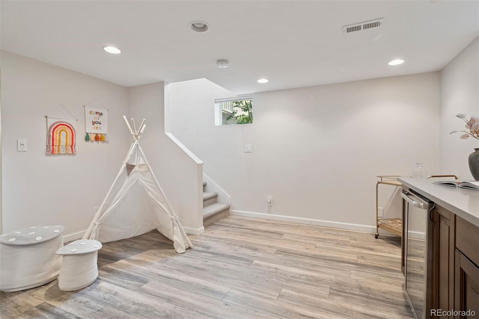 MLS Image #32 for 2945 e 26th avenue parkway,denver, Colorado