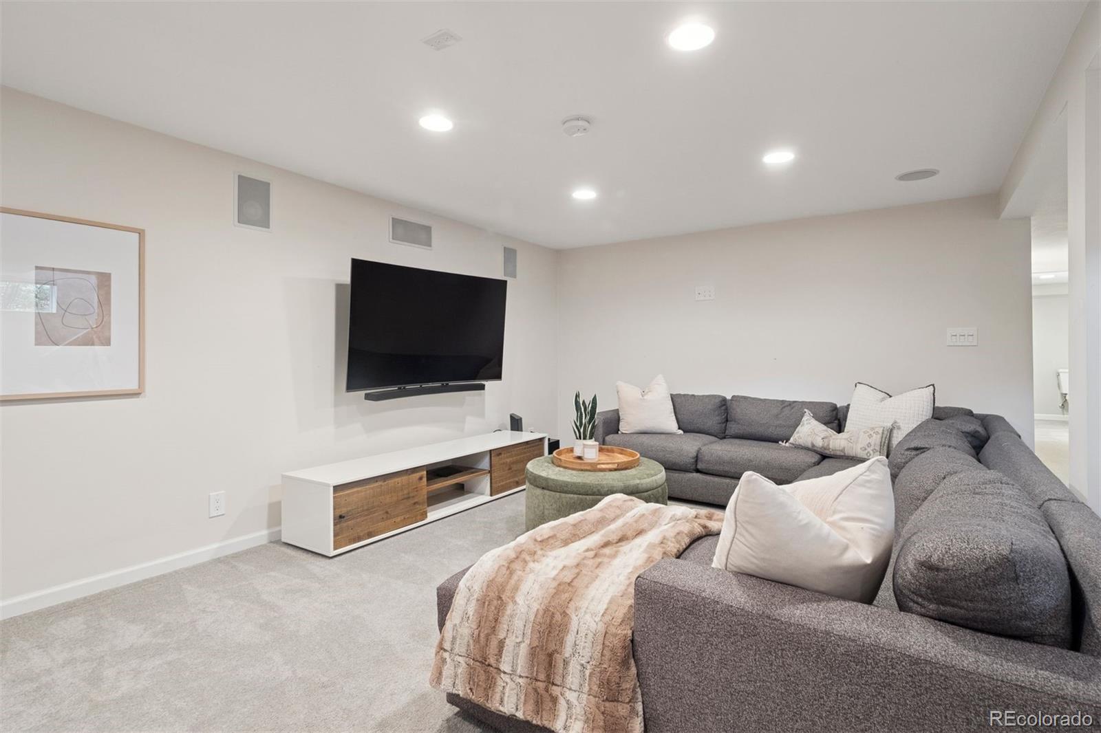 MLS Image #33 for 2945 e 26th avenue parkway,denver, Colorado