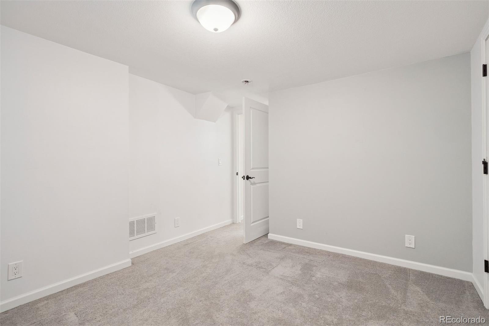 MLS Image #40 for 2945 e 26th avenue parkway,denver, Colorado