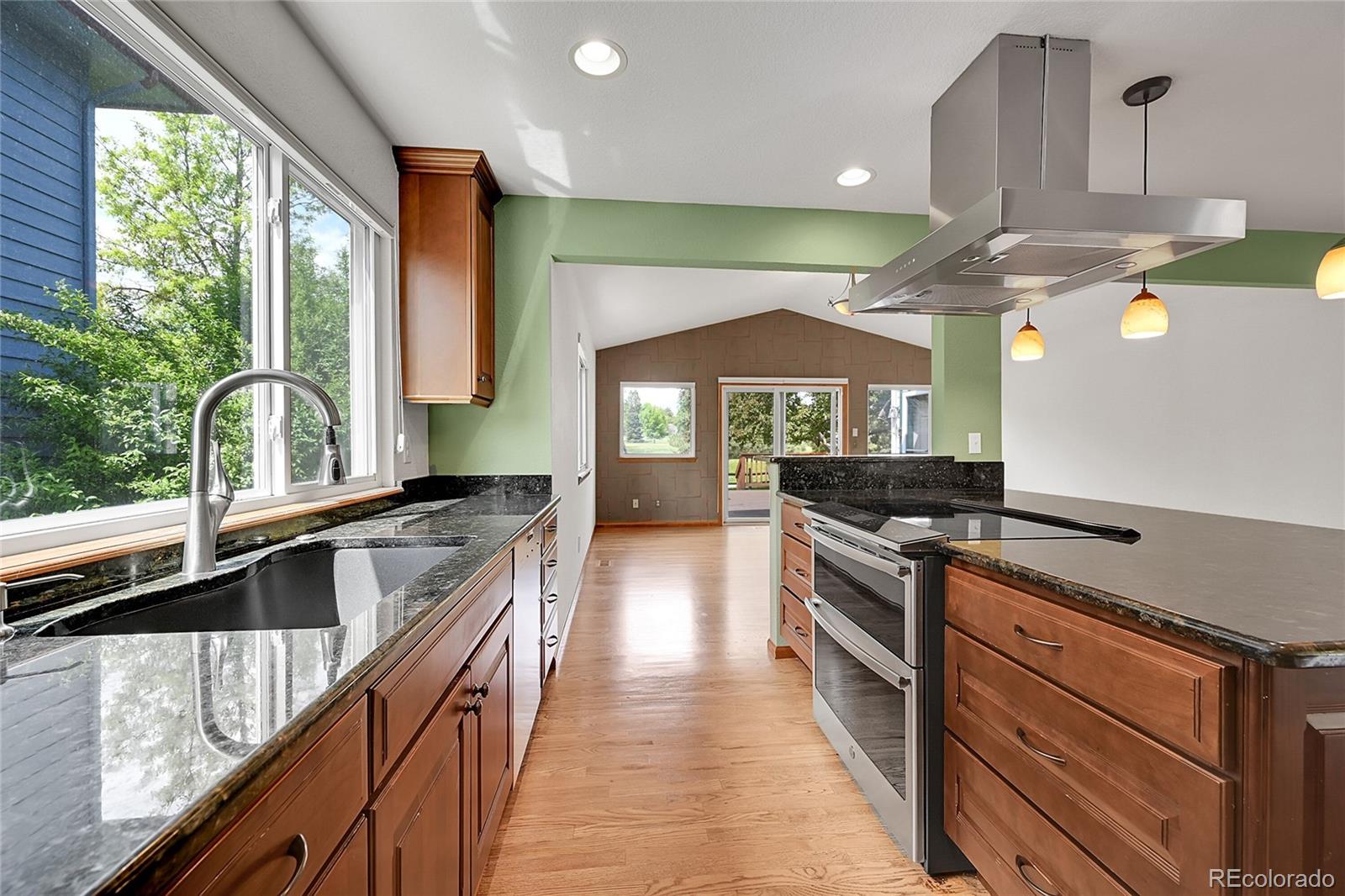 MLS Image #11 for 379  lincoln court,louisville, Colorado