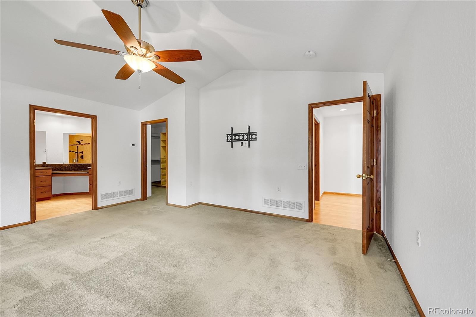 MLS Image #17 for 379  lincoln court,louisville, Colorado