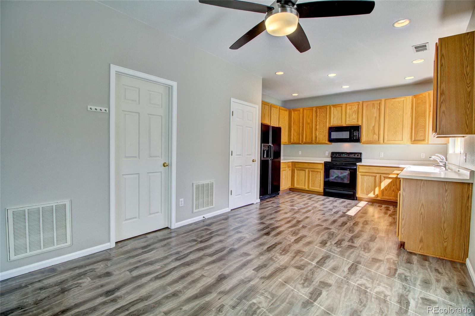 MLS Image #10 for 8416 s reed street,littleton, Colorado