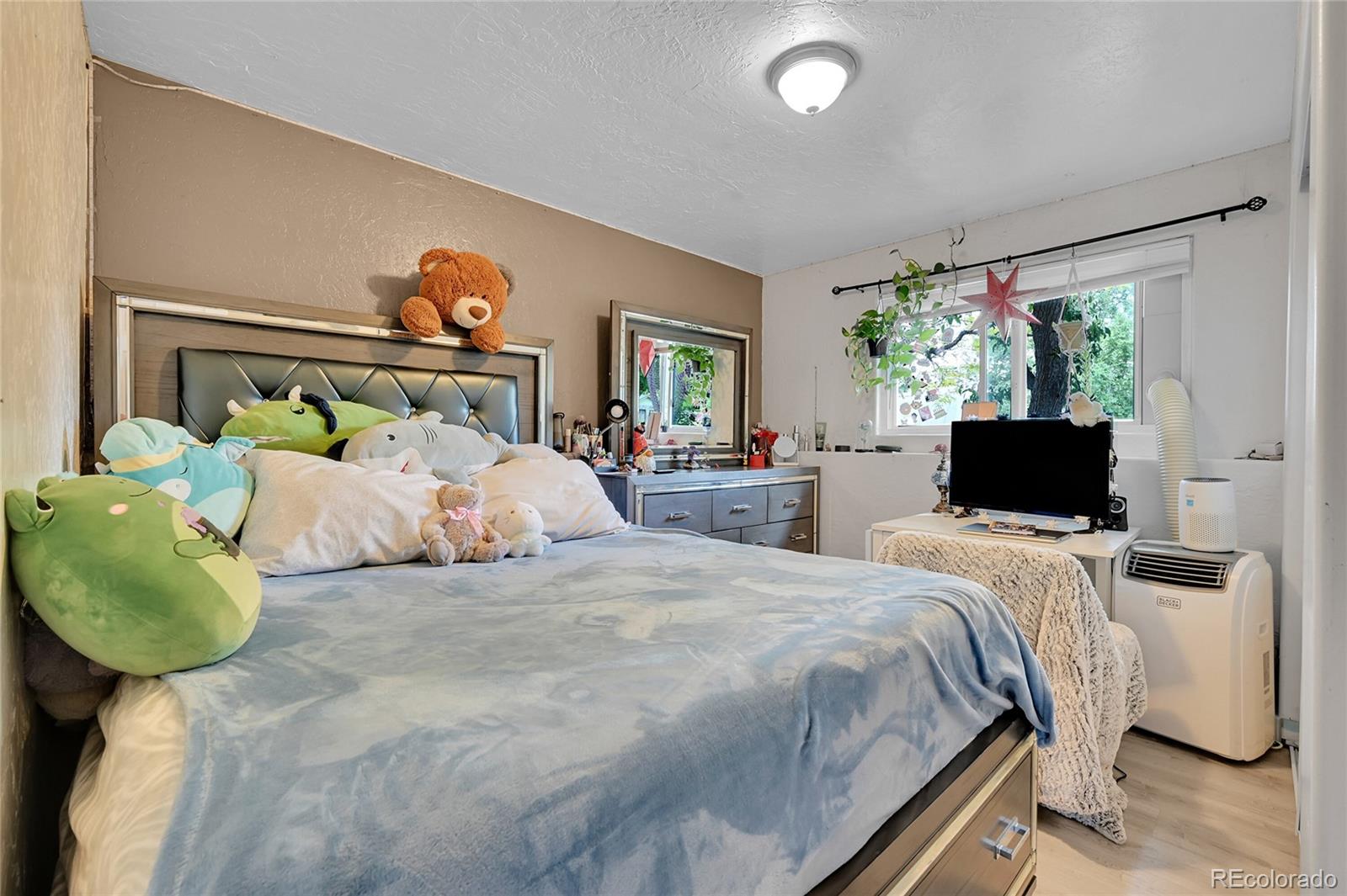 MLS Image #11 for 10972  fairfax court,thornton, Colorado