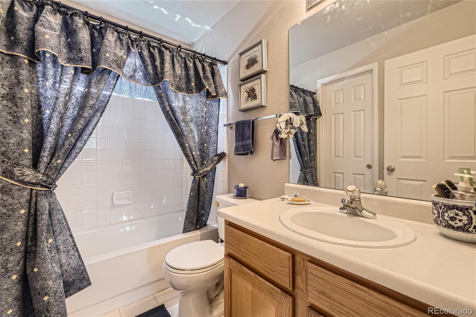 MLS Image #13 for 9001 w chatfield drive,littleton, Colorado