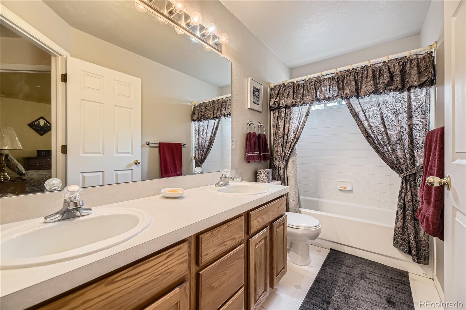 MLS Image #21 for 9001 w chatfield drive,littleton, Colorado