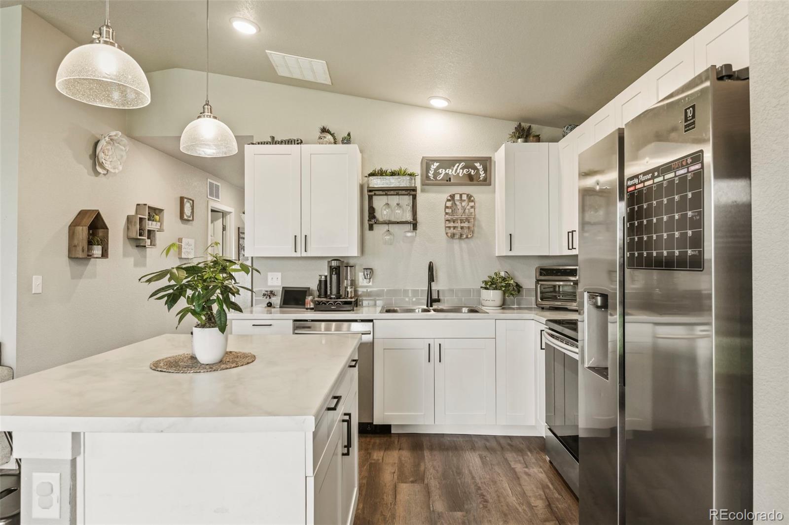 MLS Image #6 for 719 s hoover avenue,fort lupton, Colorado