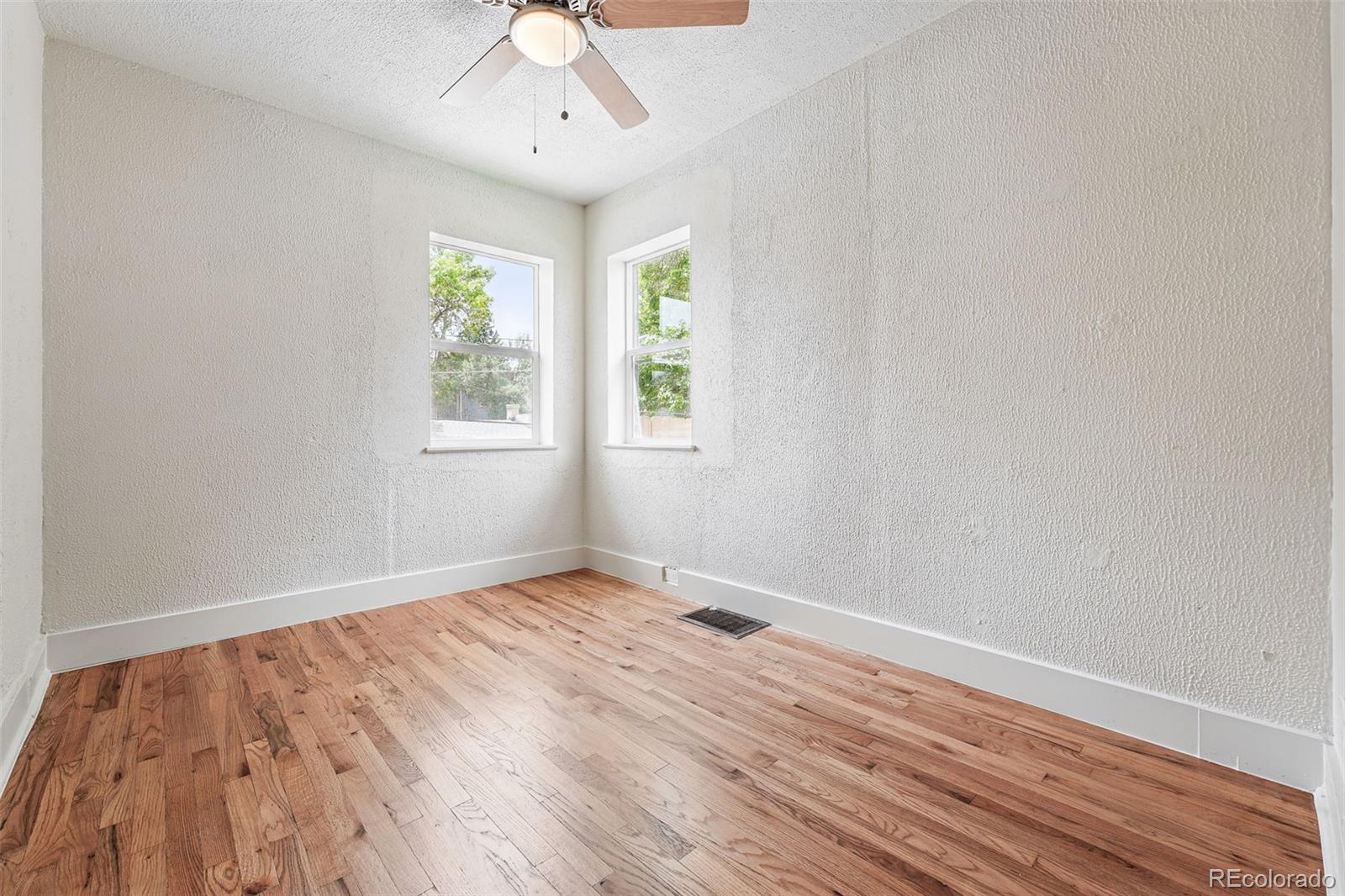 MLS Image #15 for 3344 w 33rd avenue,denver, Colorado