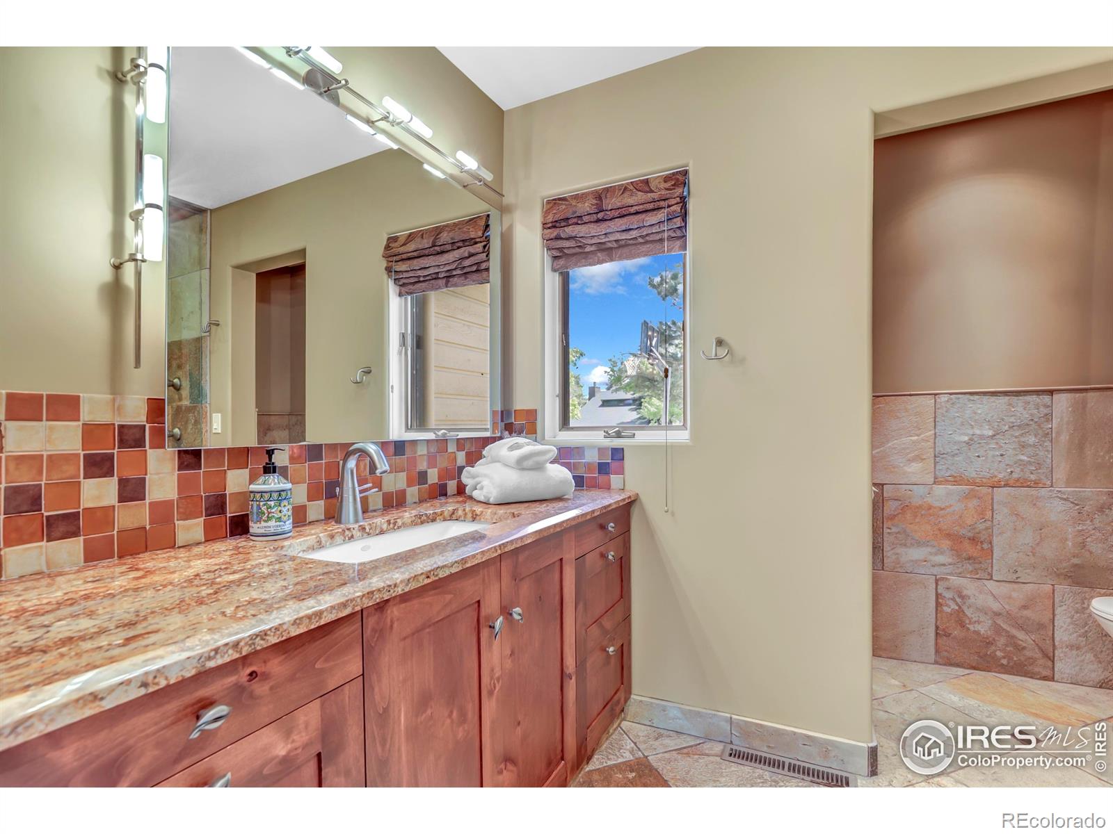 MLS Image #12 for 3345  15th street,boulder, Colorado