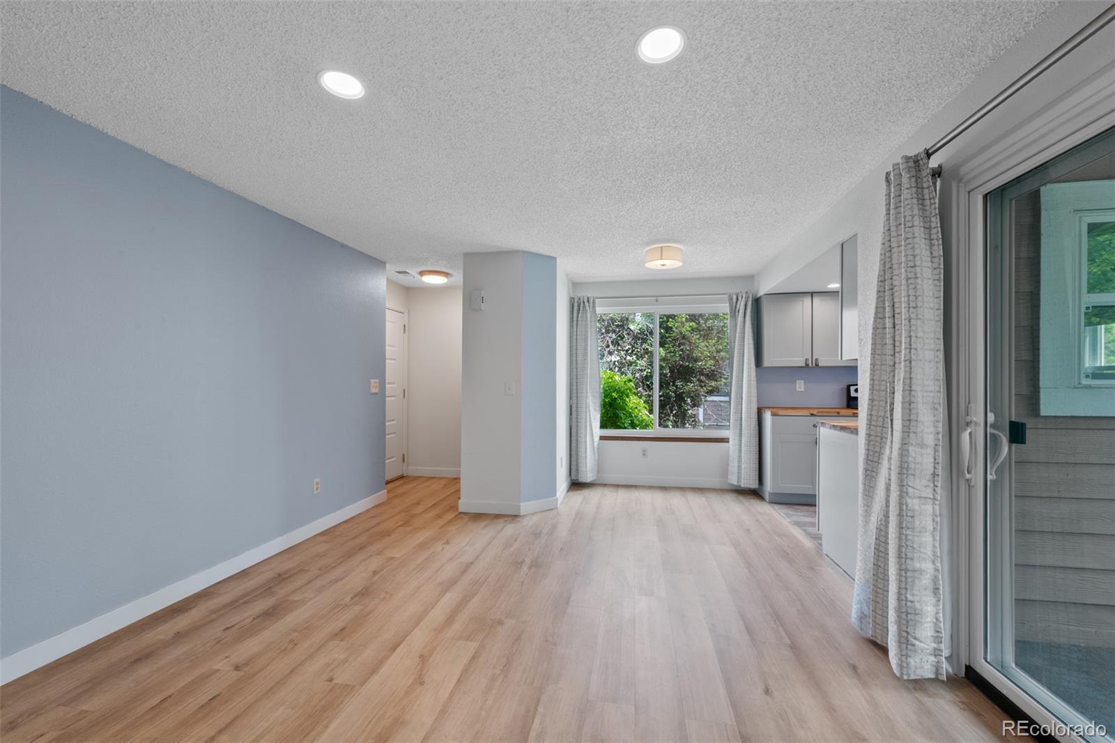 MLS Image #3 for 8378 s upham way,littleton, Colorado