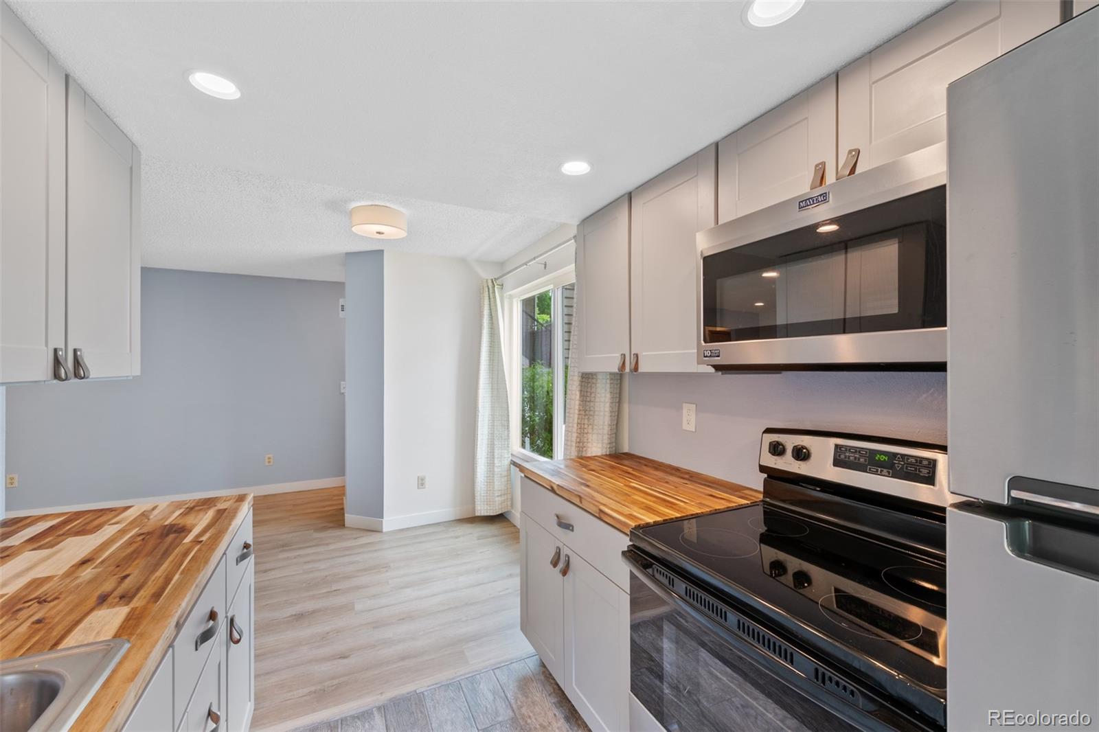 MLS Image #9 for 8378 s upham way,littleton, Colorado