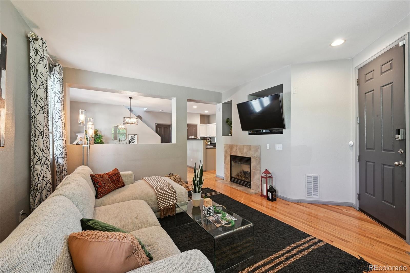 MLS Image #10 for 2813  central park boulevard,denver, Colorado
