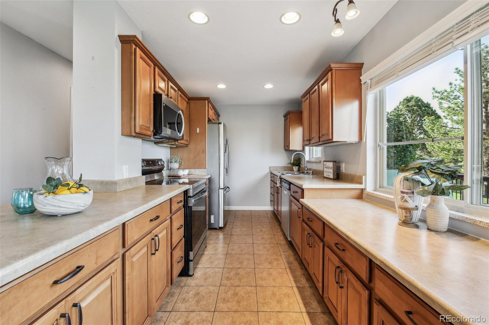 MLS Image #3 for 4231 w ponds circle,littleton, Colorado