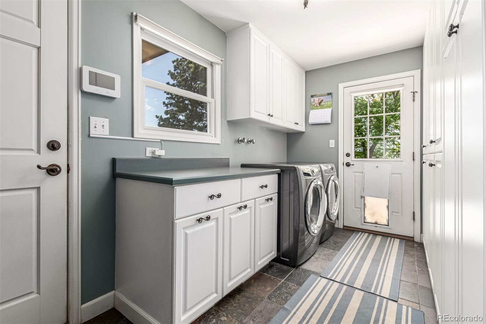 MLS Image #10 for 3720 s willow circle,denver, Colorado