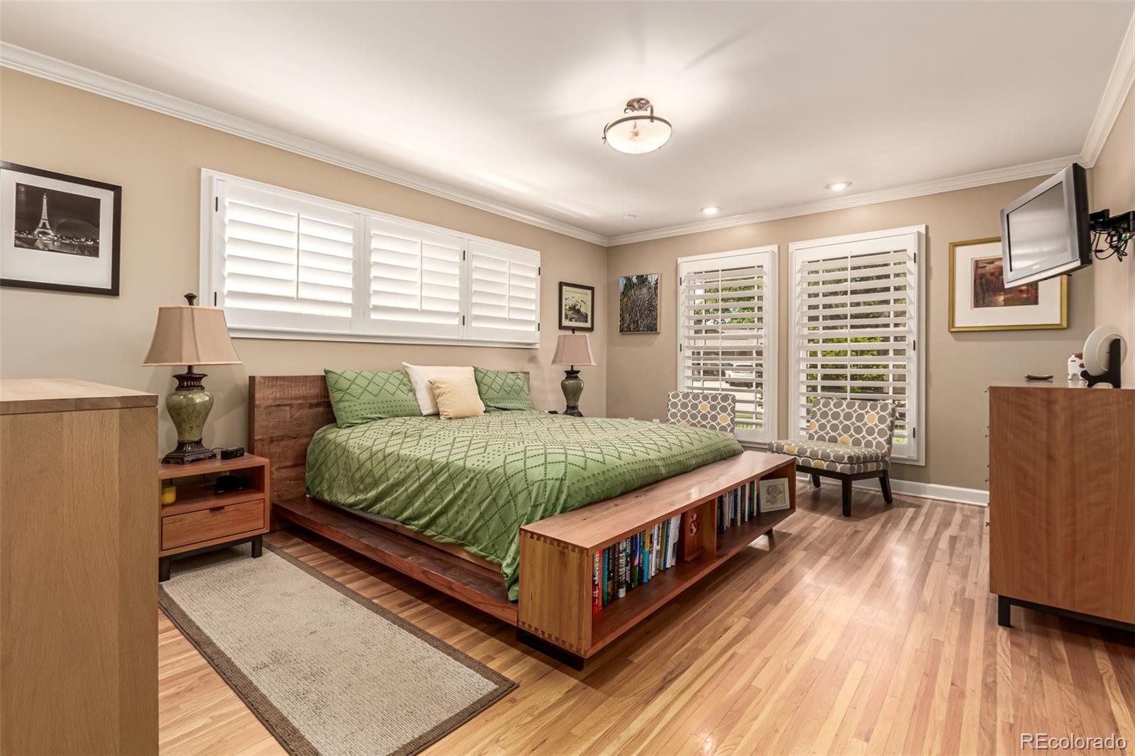 MLS Image #11 for 3720 s willow circle,denver, Colorado