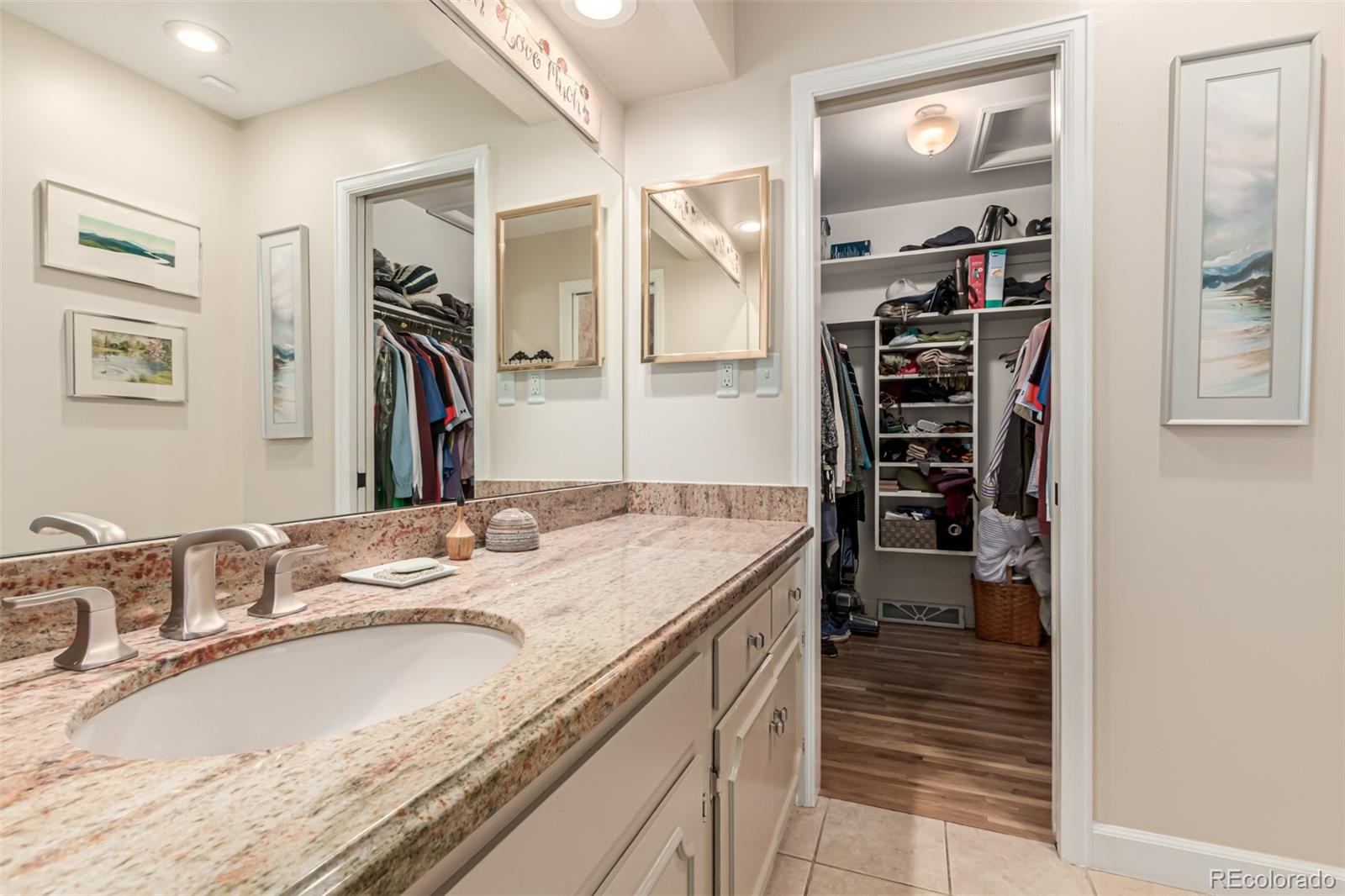 MLS Image #13 for 3720 s willow circle,denver, Colorado