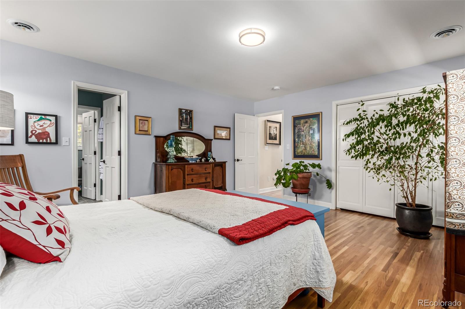 MLS Image #19 for 3720 s willow circle,denver, Colorado