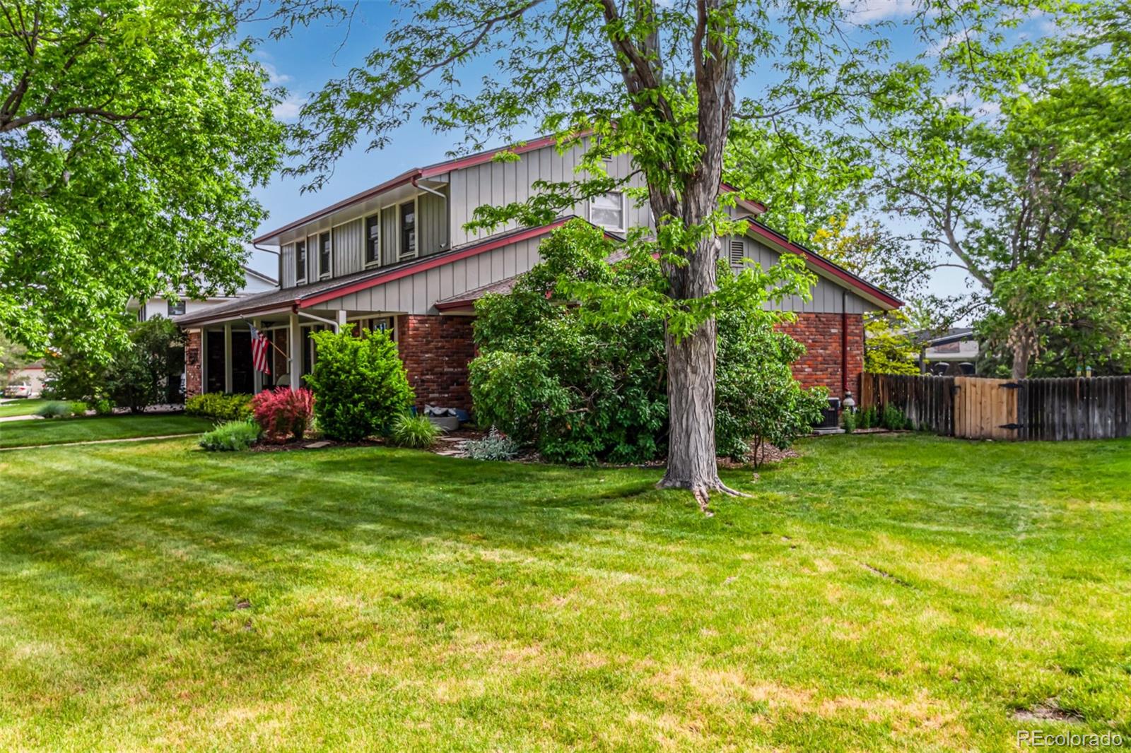 MLS Image #2 for 3720 s willow circle,denver, Colorado