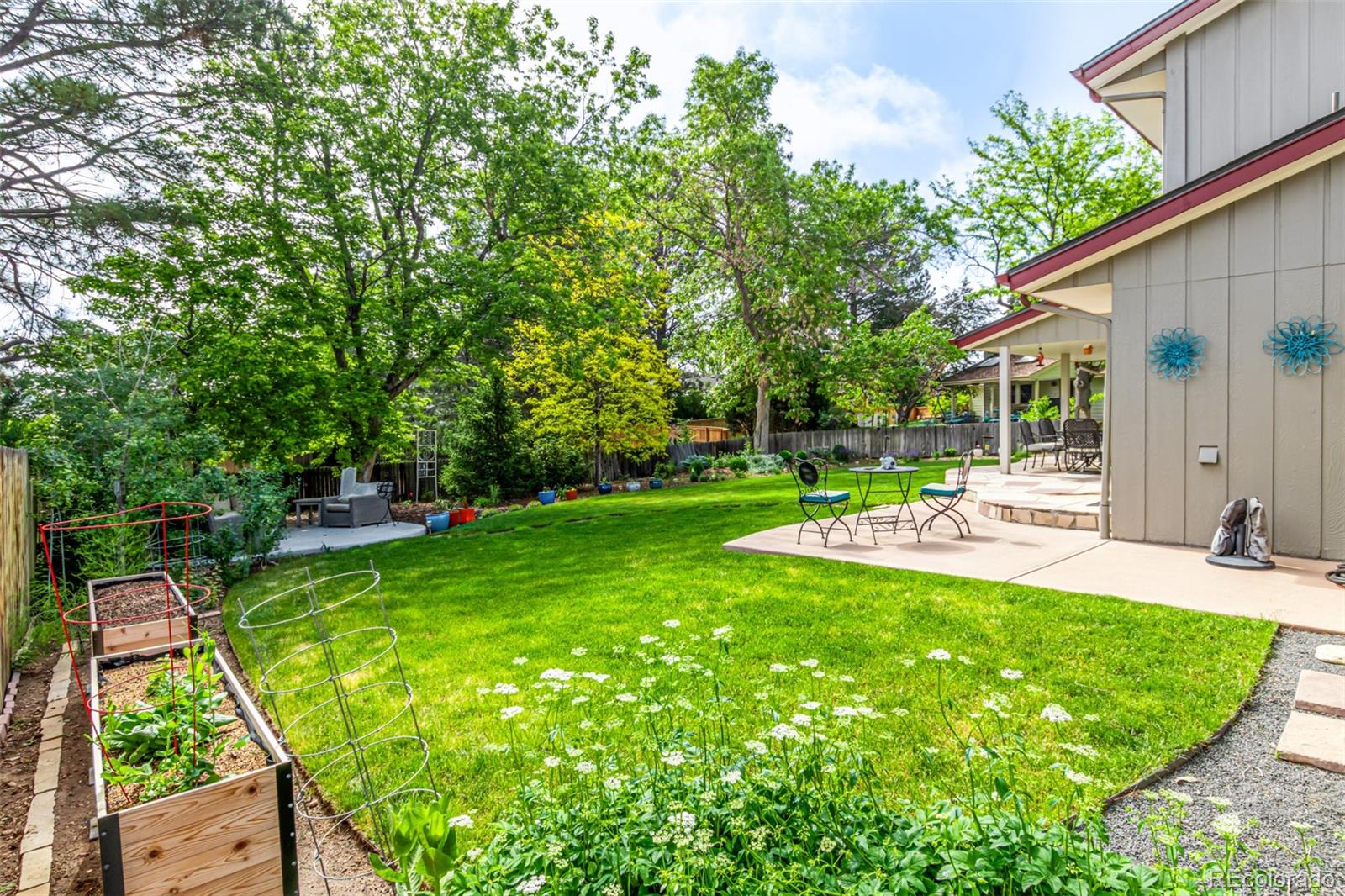 MLS Image #26 for 3720 s willow circle,denver, Colorado