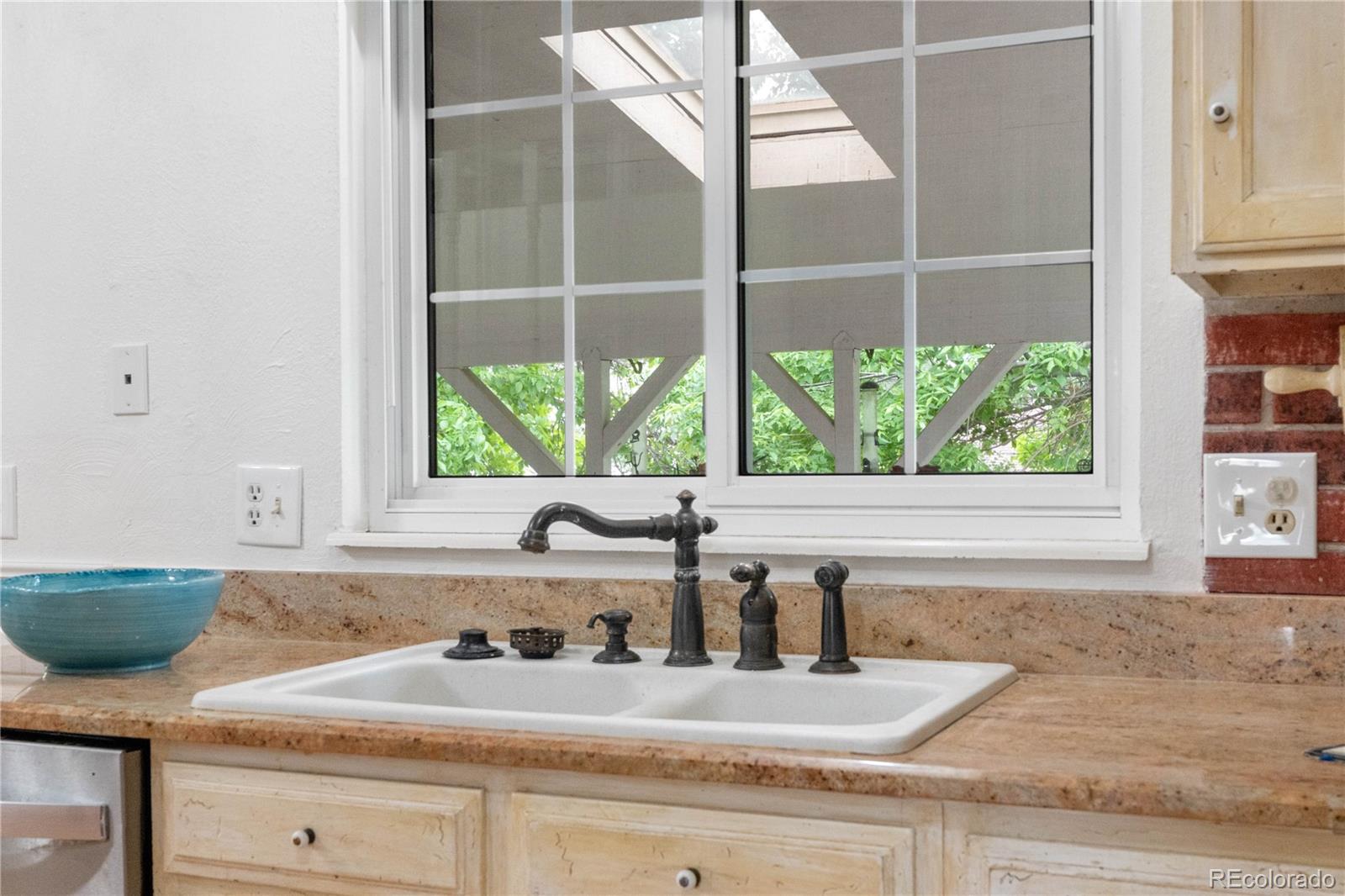 MLS Image #12 for 16308 e wyoming drive,aurora, Colorado