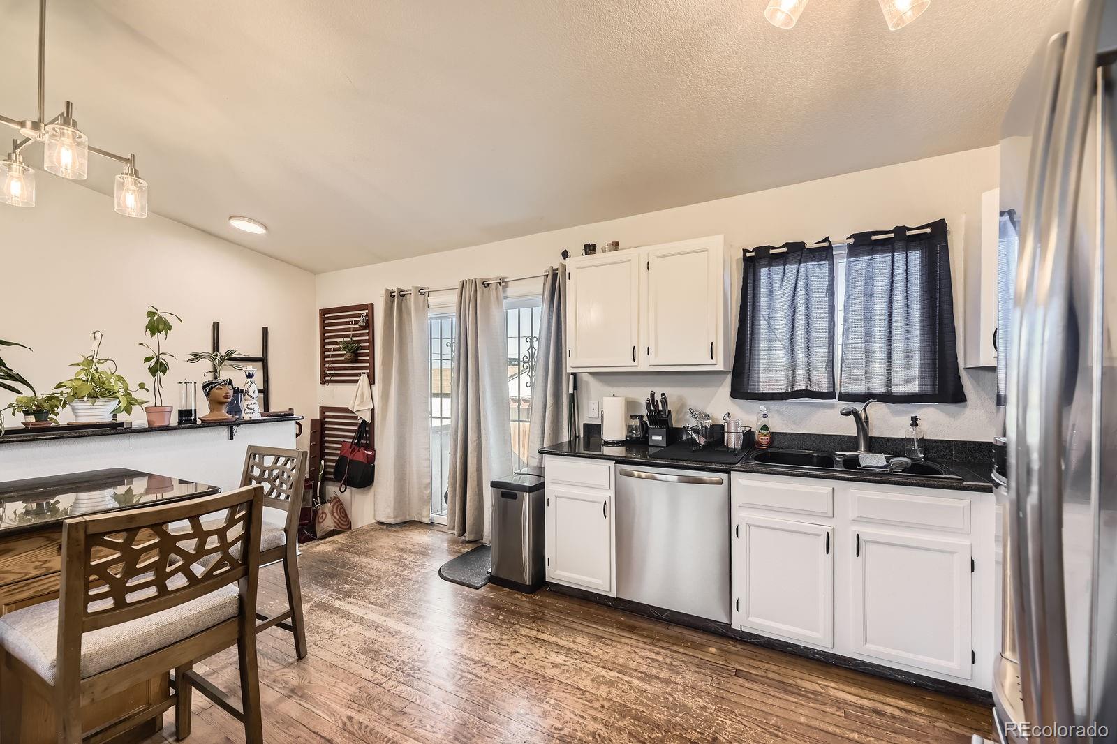 MLS Image #10 for 2448 s galapago street,denver, Colorado
