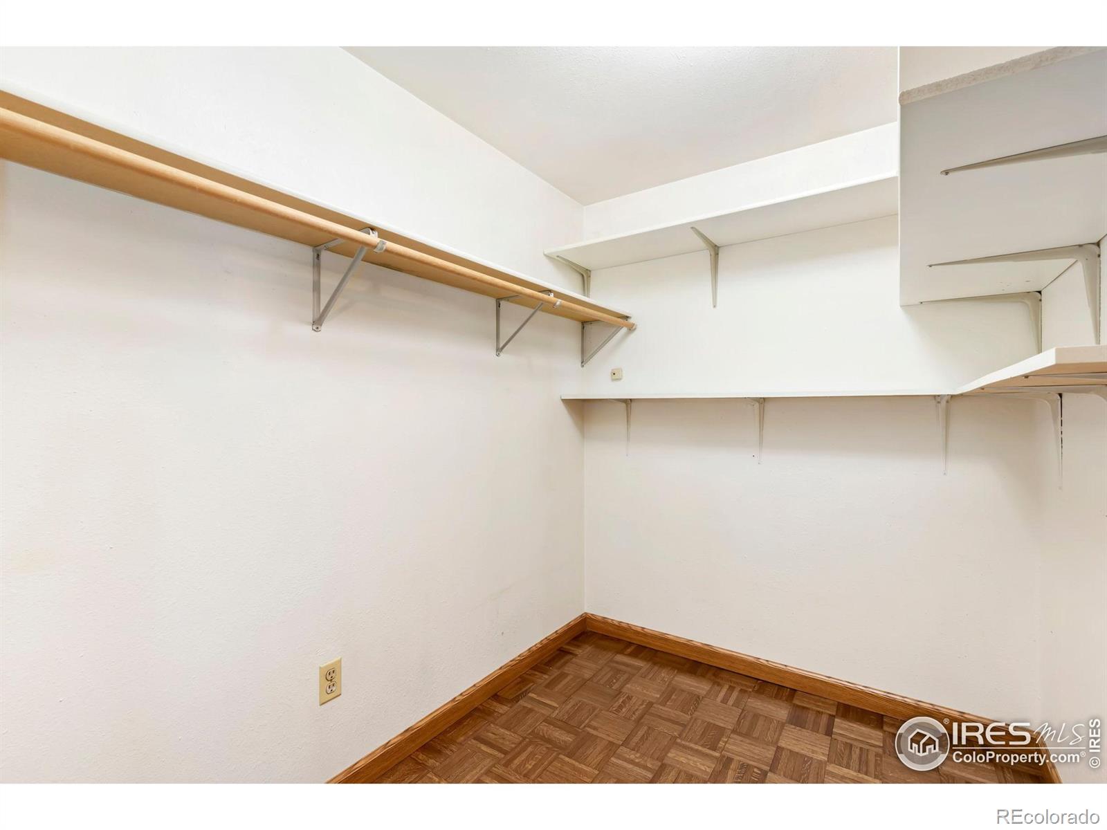 MLS Image #11 for 911  timber court,longmont, Colorado