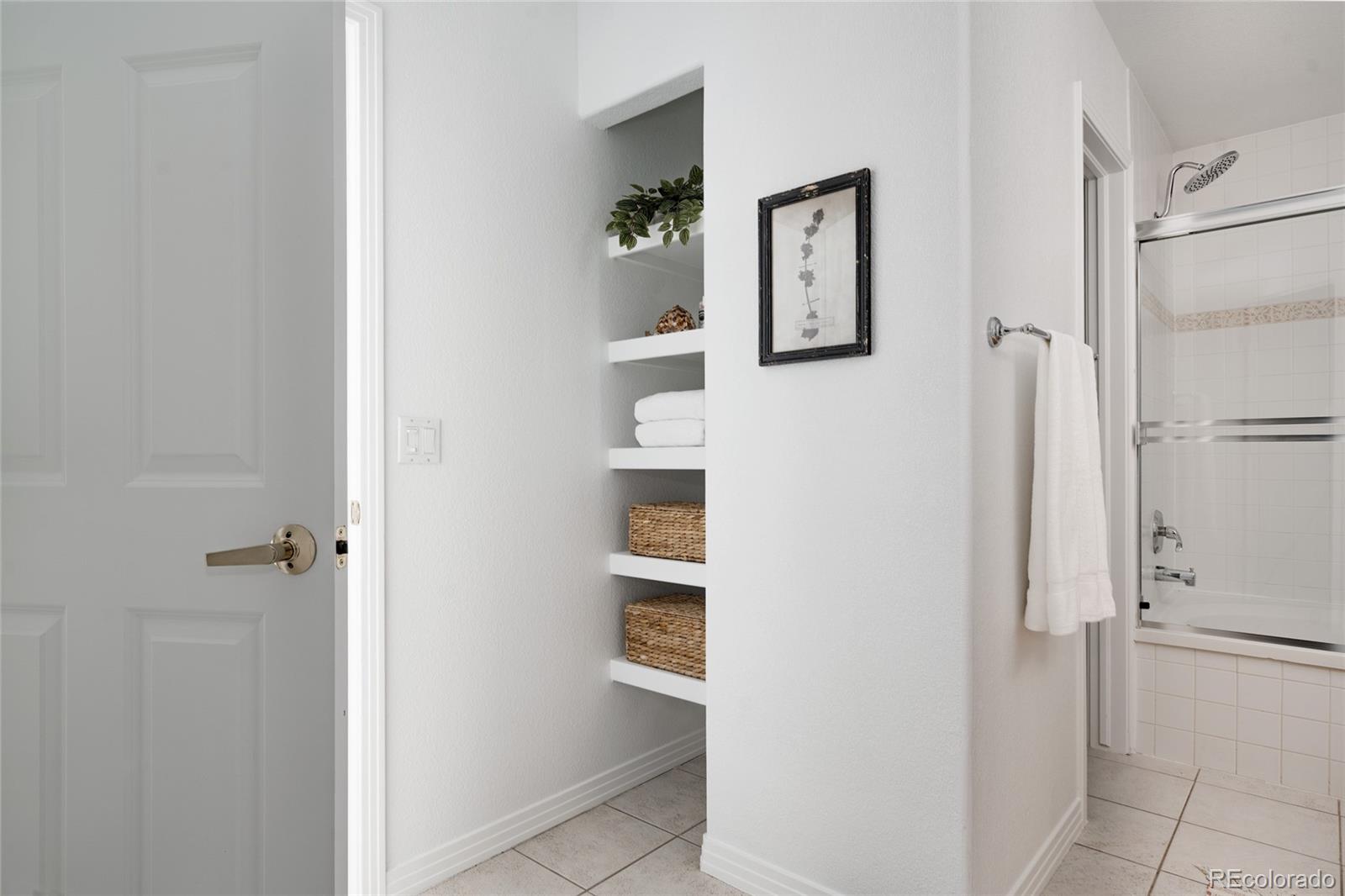 MLS Image #35 for 4500 e louisiana avenue,denver, Colorado