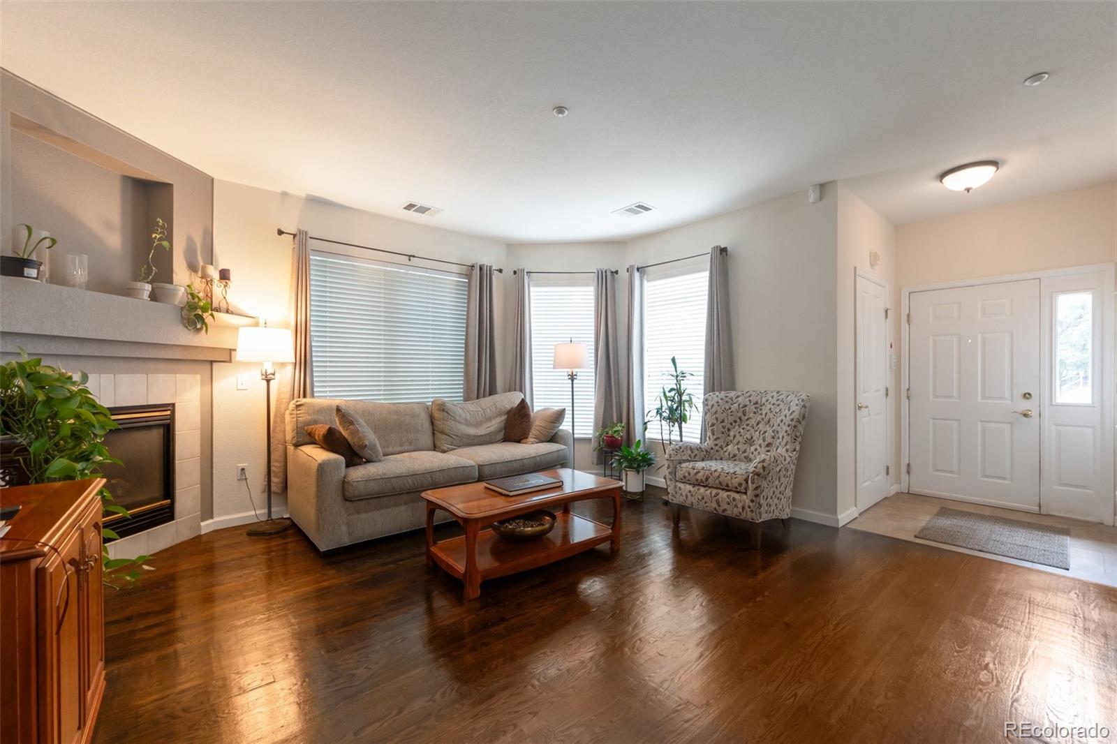 MLS Image #2 for 8338 s independence circle,littleton, Colorado