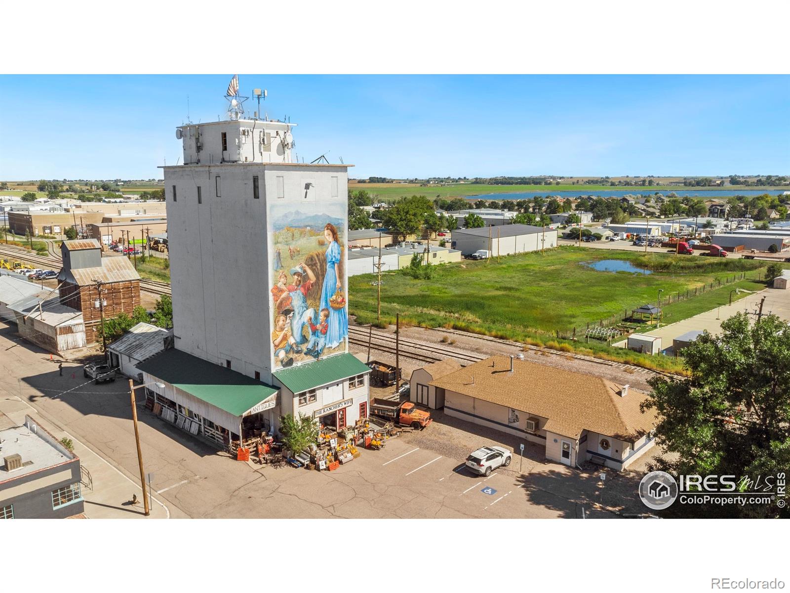 MLS Image #24 for 934  6th street,berthoud, Colorado