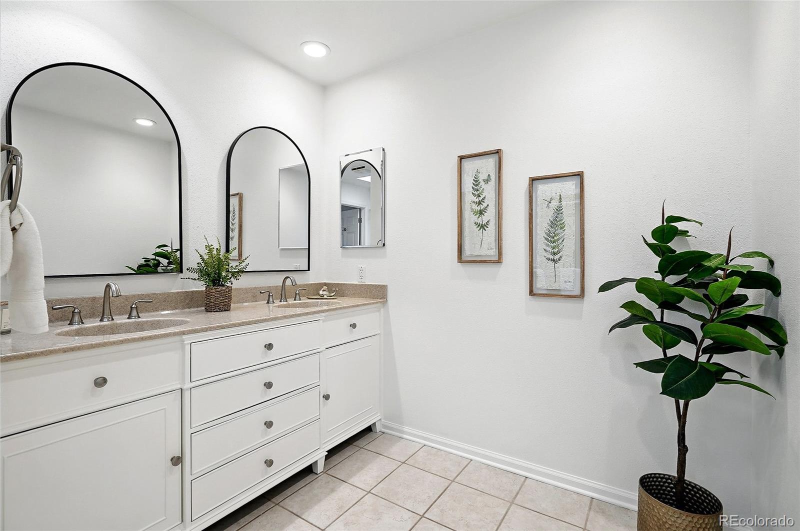 MLS Image #20 for 6874 s detroit circle,centennial, Colorado
