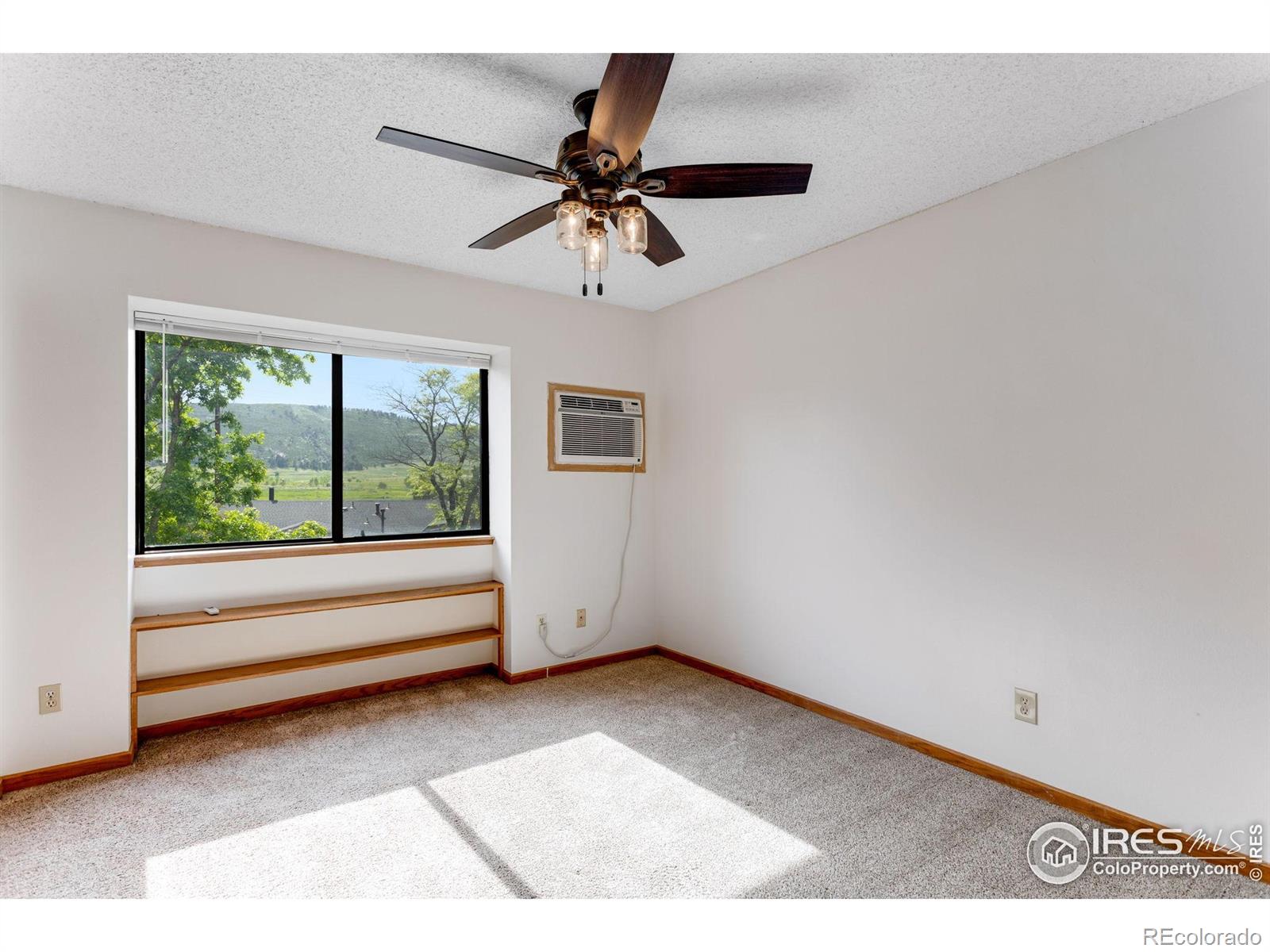 MLS Image #11 for 2960 w stuart street,fort collins, Colorado