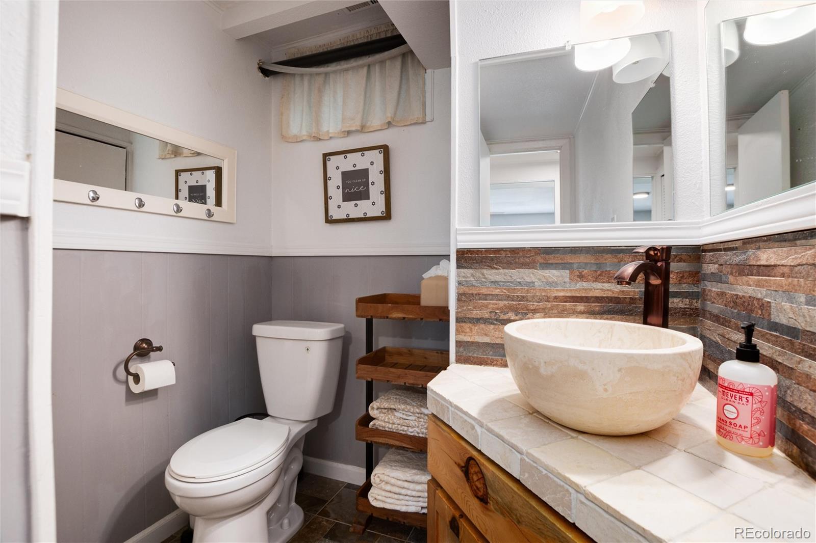 MLS Image #27 for 4545 s lipan court,englewood, Colorado