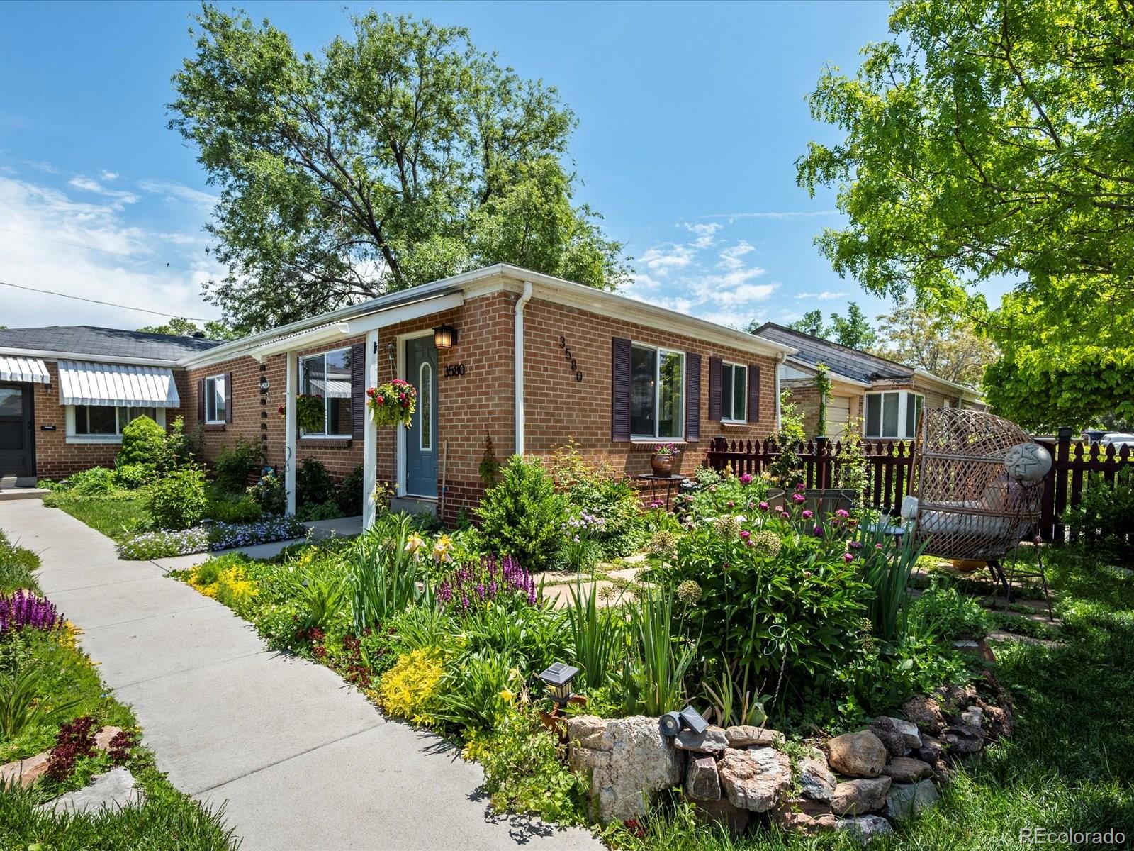 MLS Image #3 for 3580  krameria street,denver, Colorado