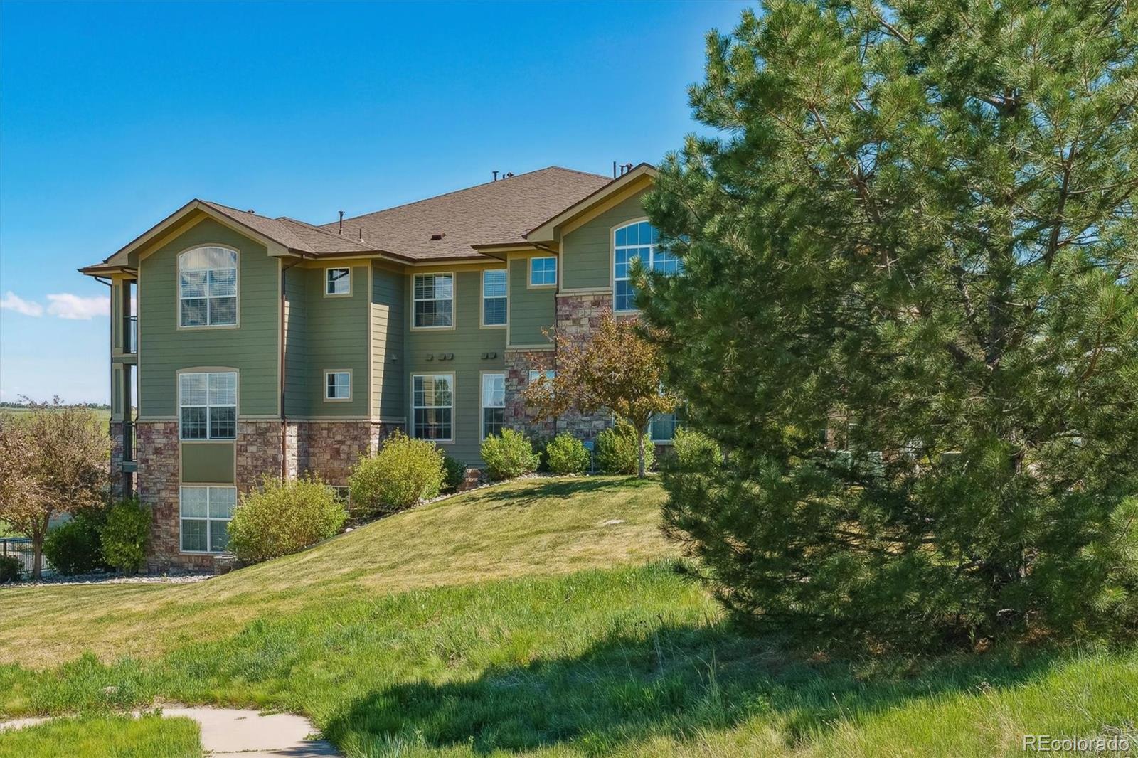 MLS Image #10 for 18669  stroh road 10208,parker, Colorado